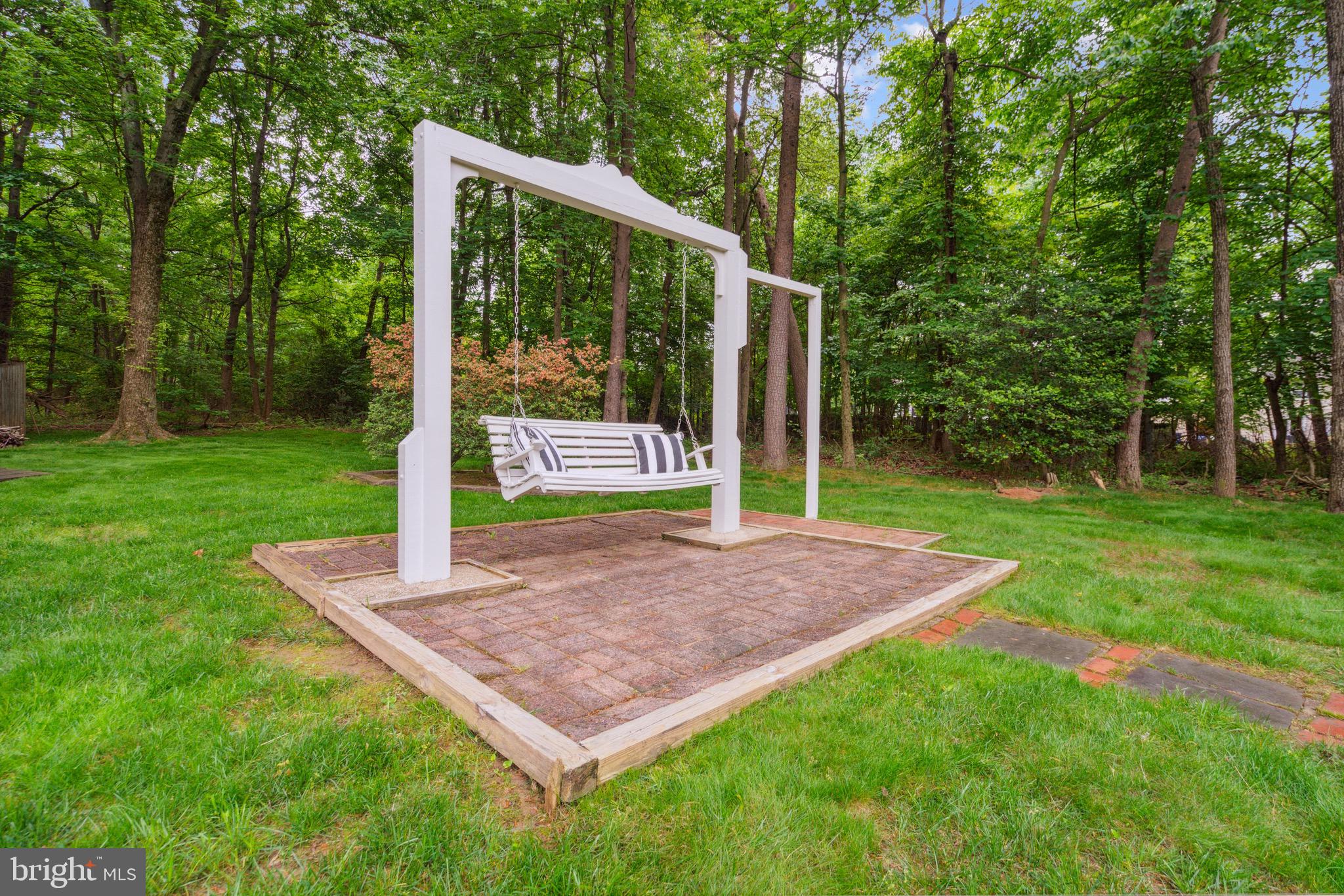 12509 Woodcock Ln
