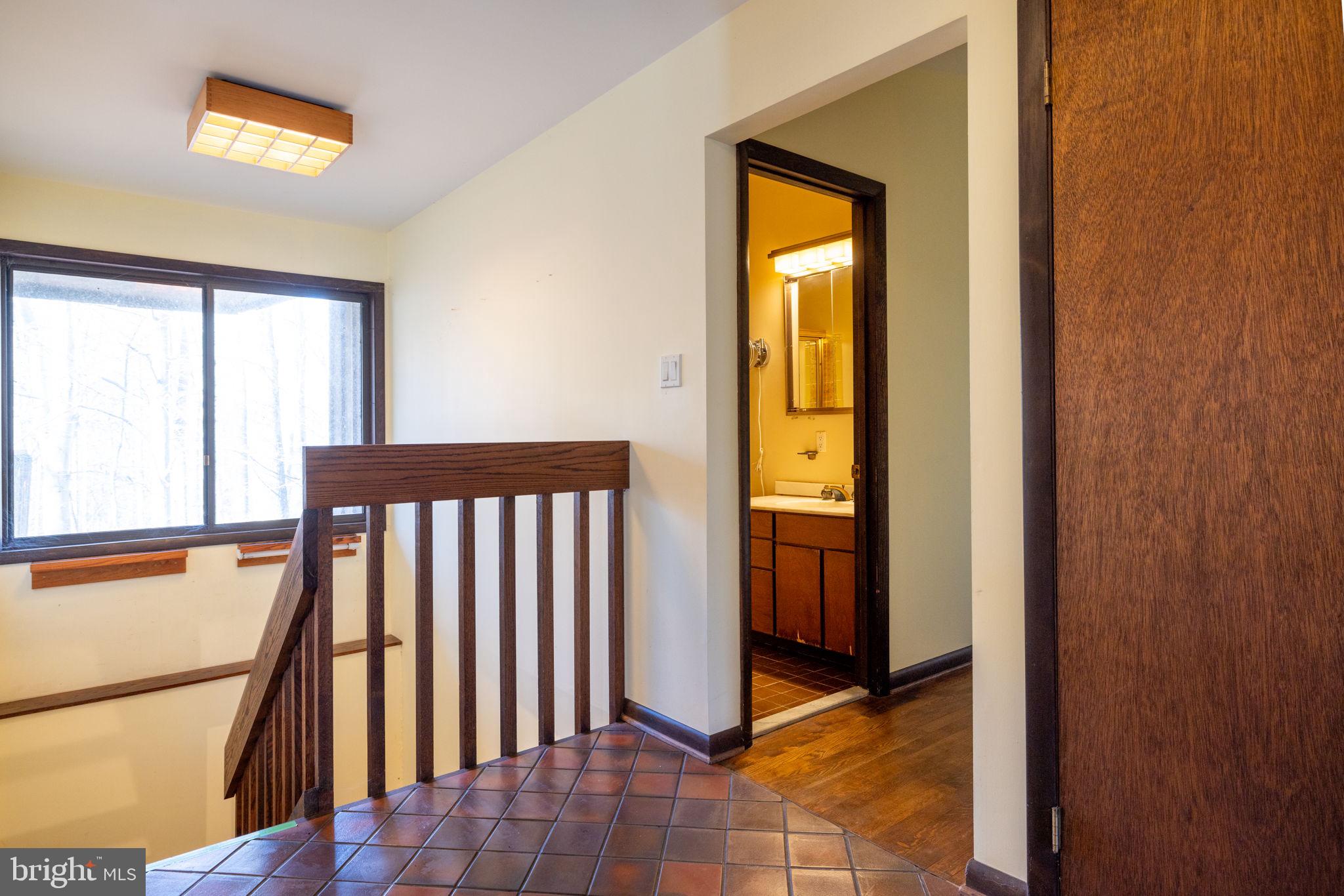 108 Interpromontory Rd