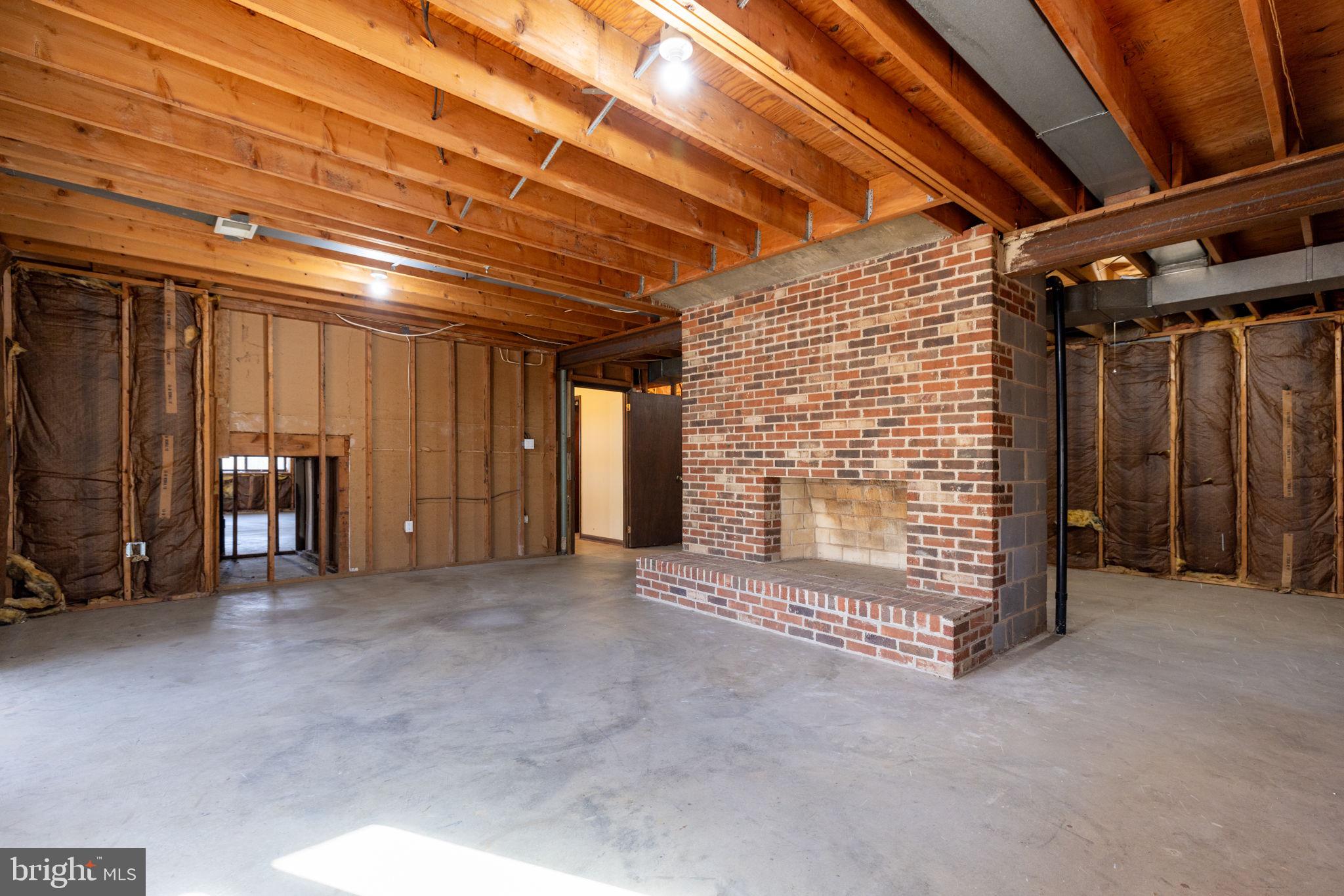 108 Interpromontory Rd