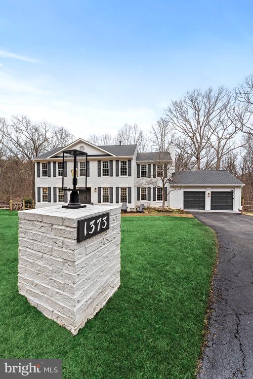 1373 Carpers Farm Way