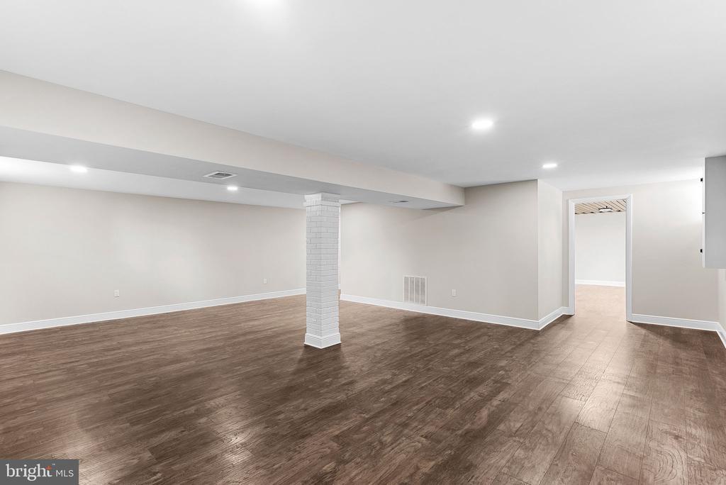 12857 Tewksbury Dr