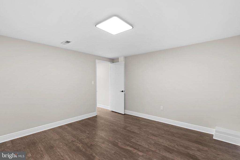 12857 Tewksbury Dr
