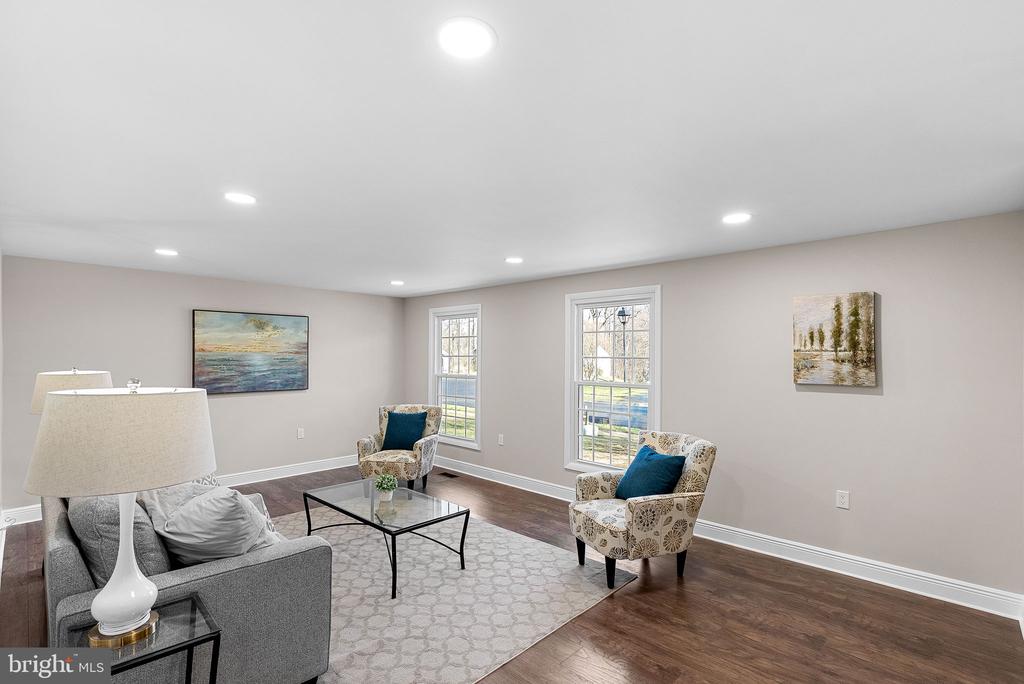 12857 Tewksbury Dr