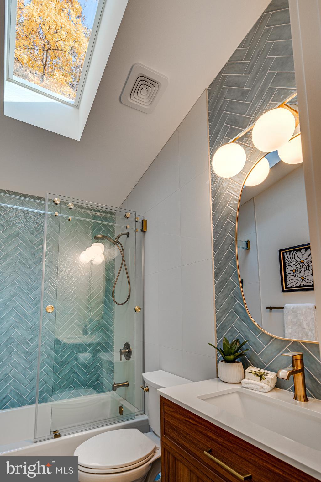 108 INTERPROMONTORY ROAD