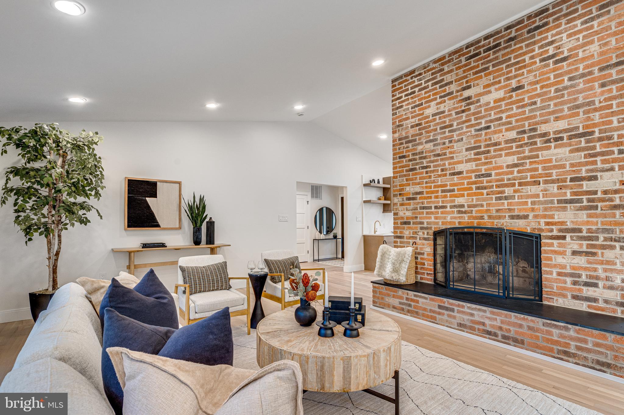 108 INTERPROMONTORY ROAD