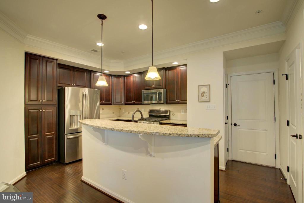 13764 Earhart Cir