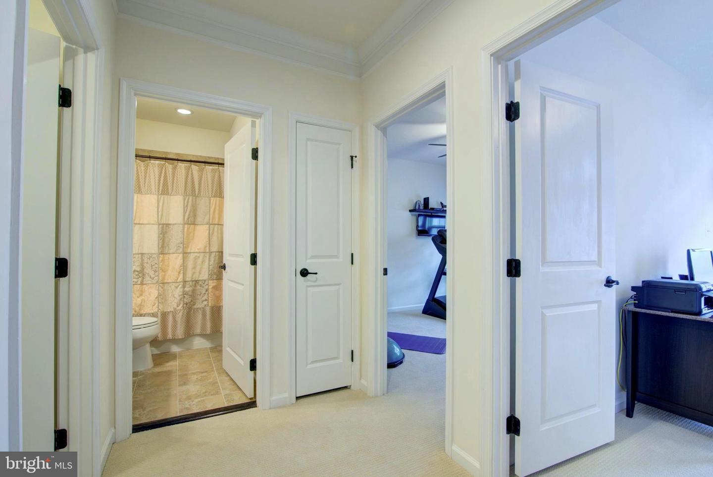 13764 Earhart Cir