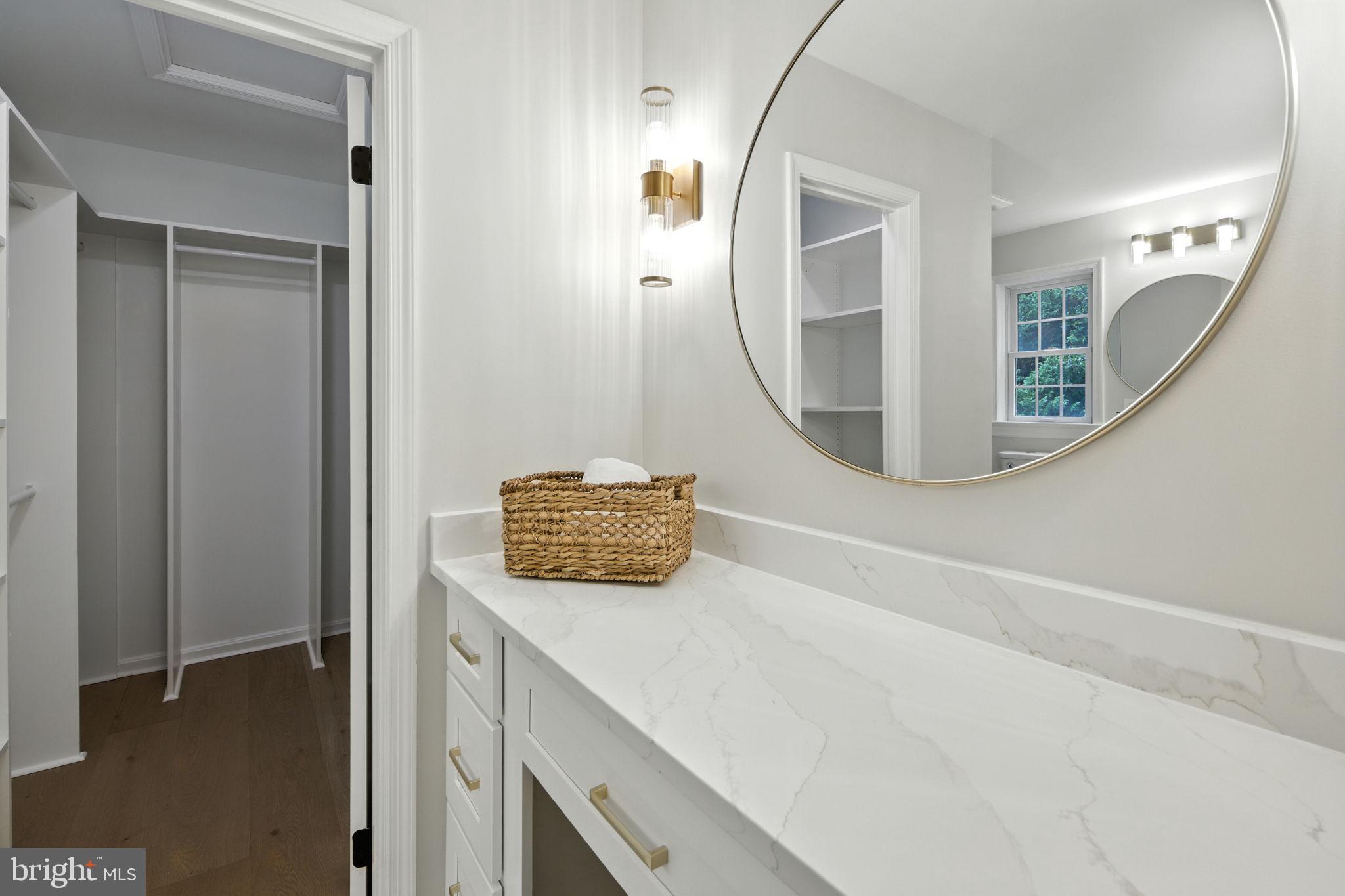 9509 LIBERTY TREE LANE