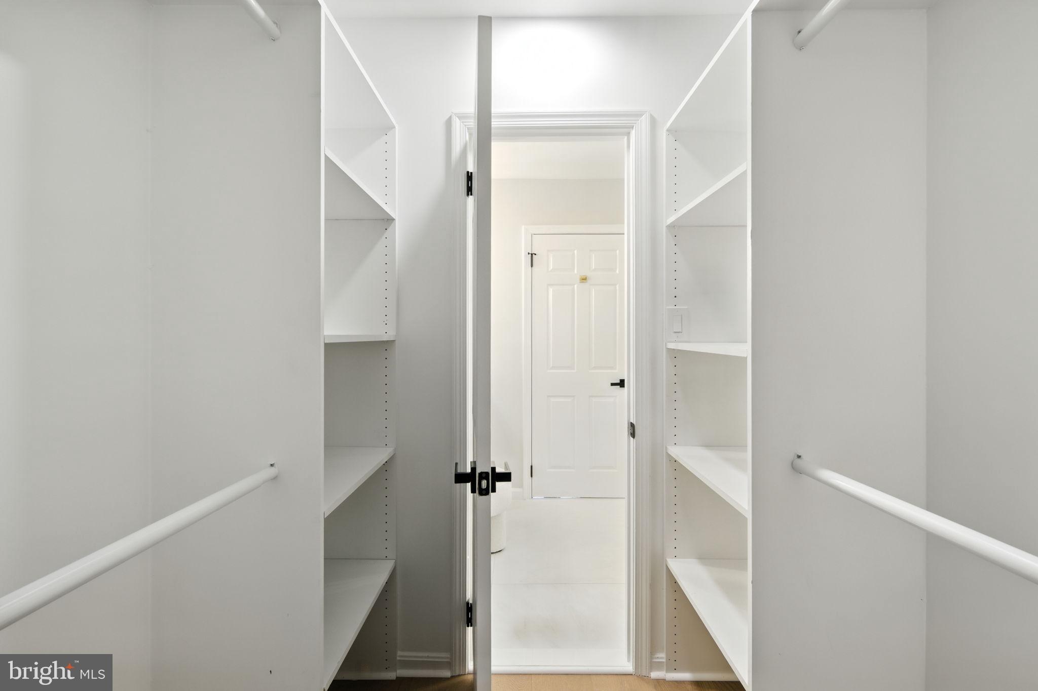 9509 LIBERTY TREE LANE