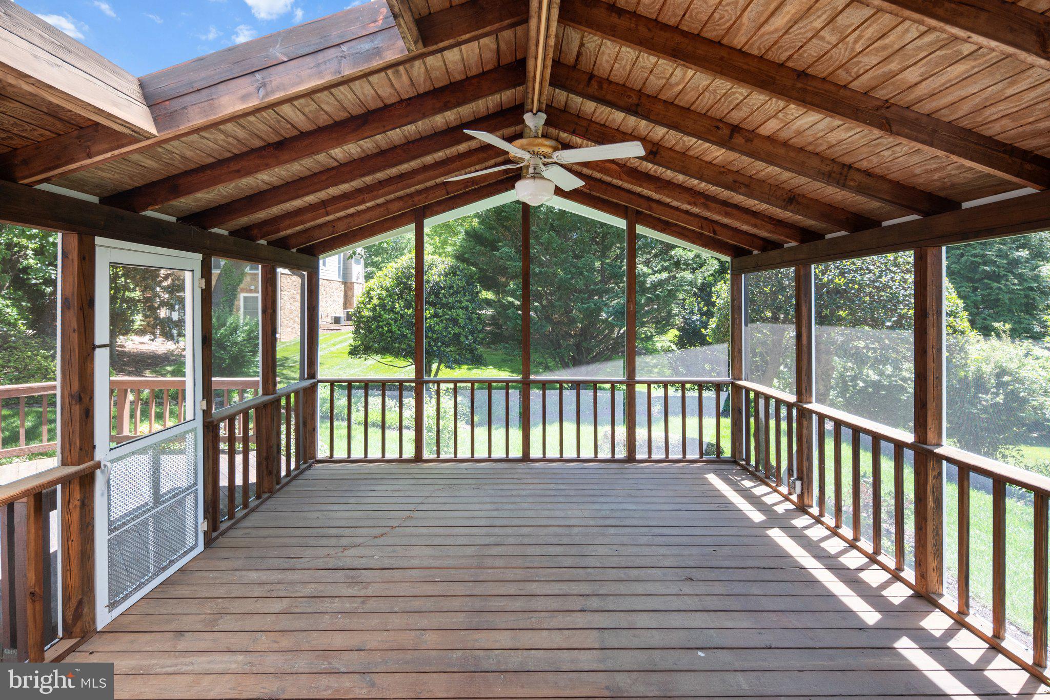 9509 LIBERTY TREE LANE