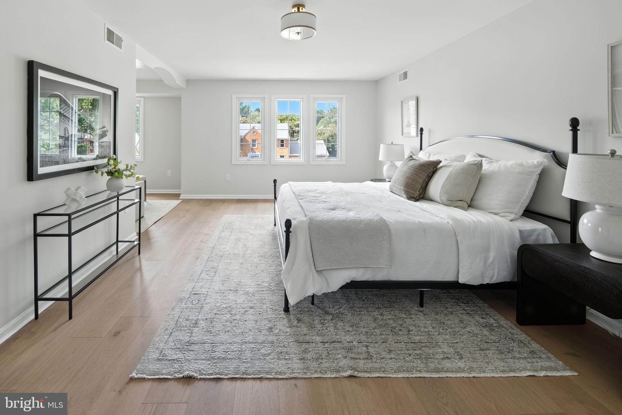 9509 LIBERTY TREE LANE