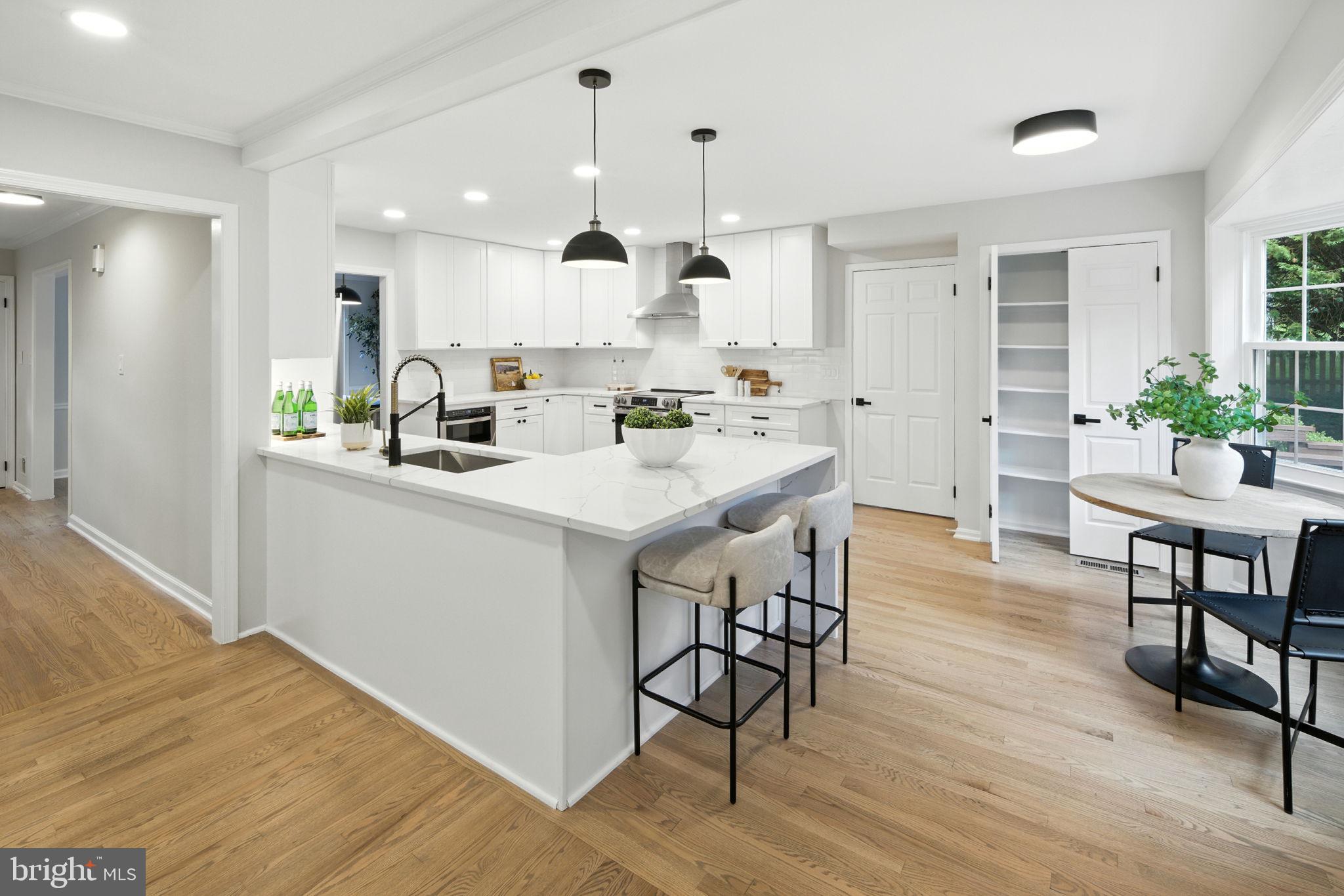 9509 LIBERTY TREE LANE