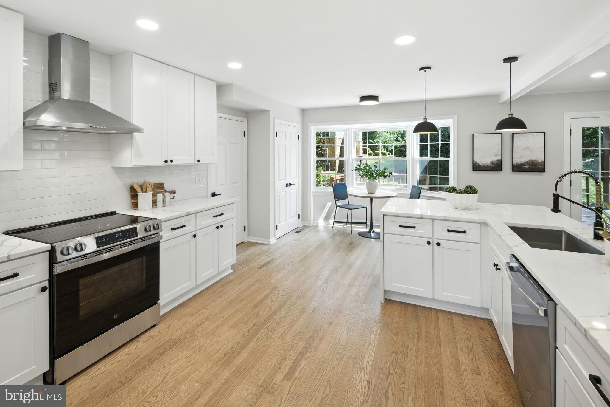 9509 LIBERTY TREE LANE