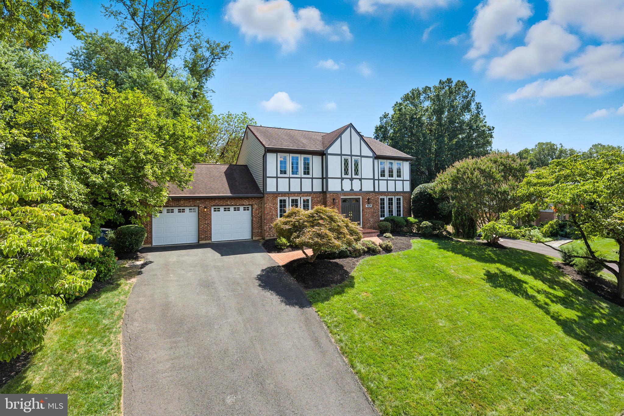 9509 LIBERTY TREE LANE