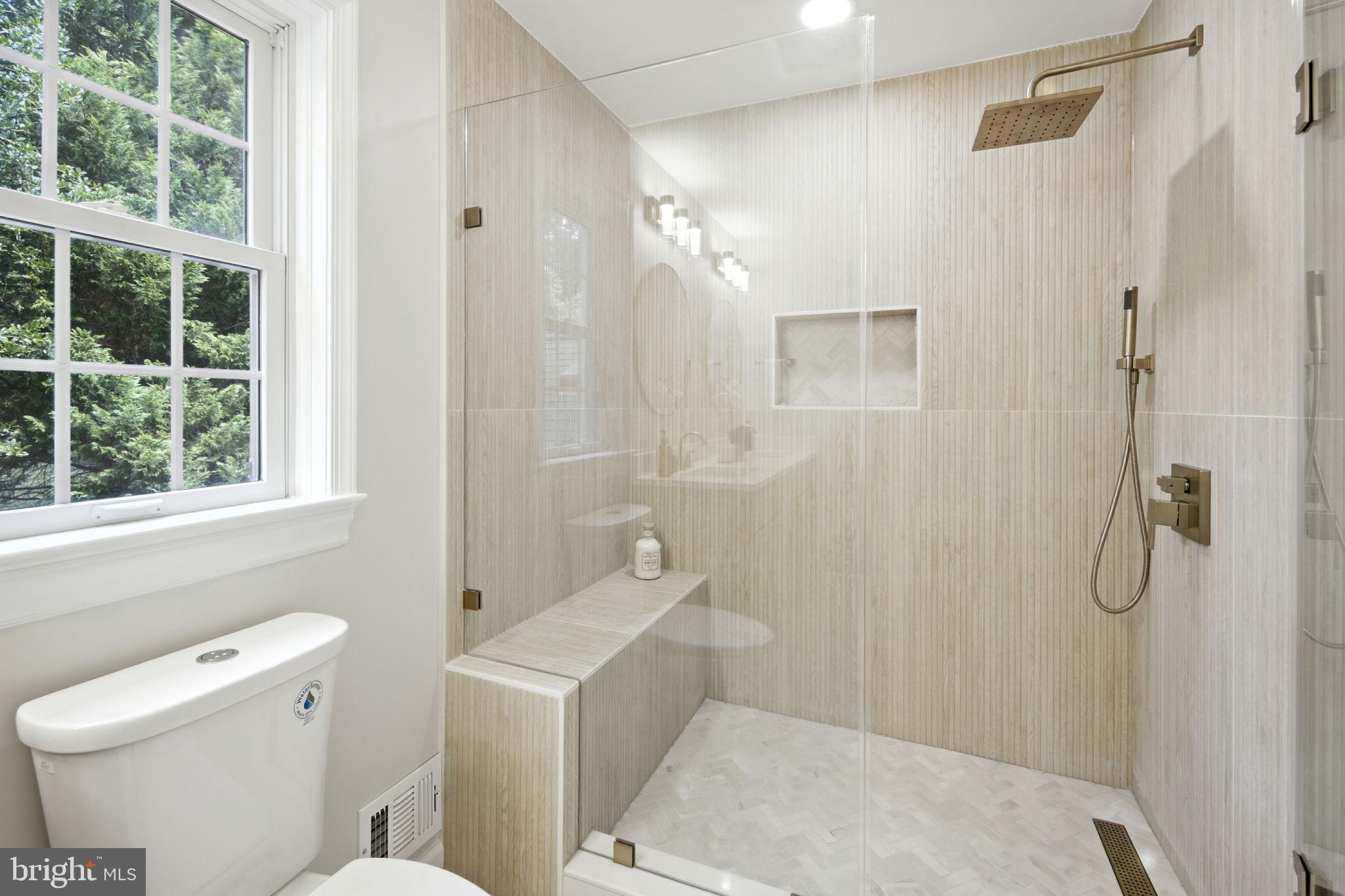 9509 LIBERTY TREE LANE