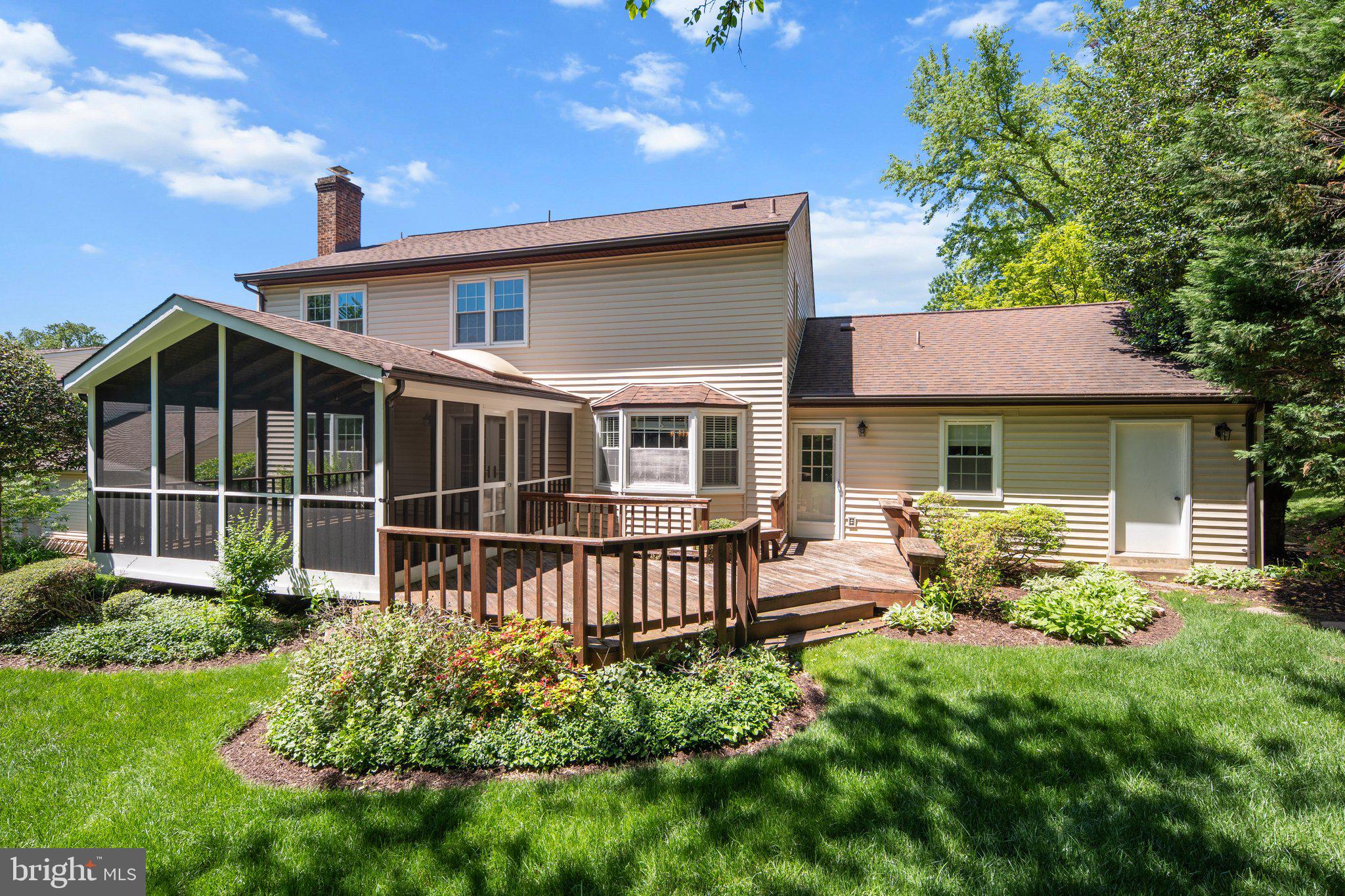 9509 LIBERTY TREE LANE