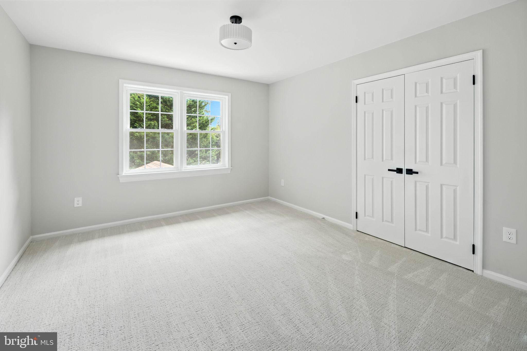 9509 LIBERTY TREE LANE