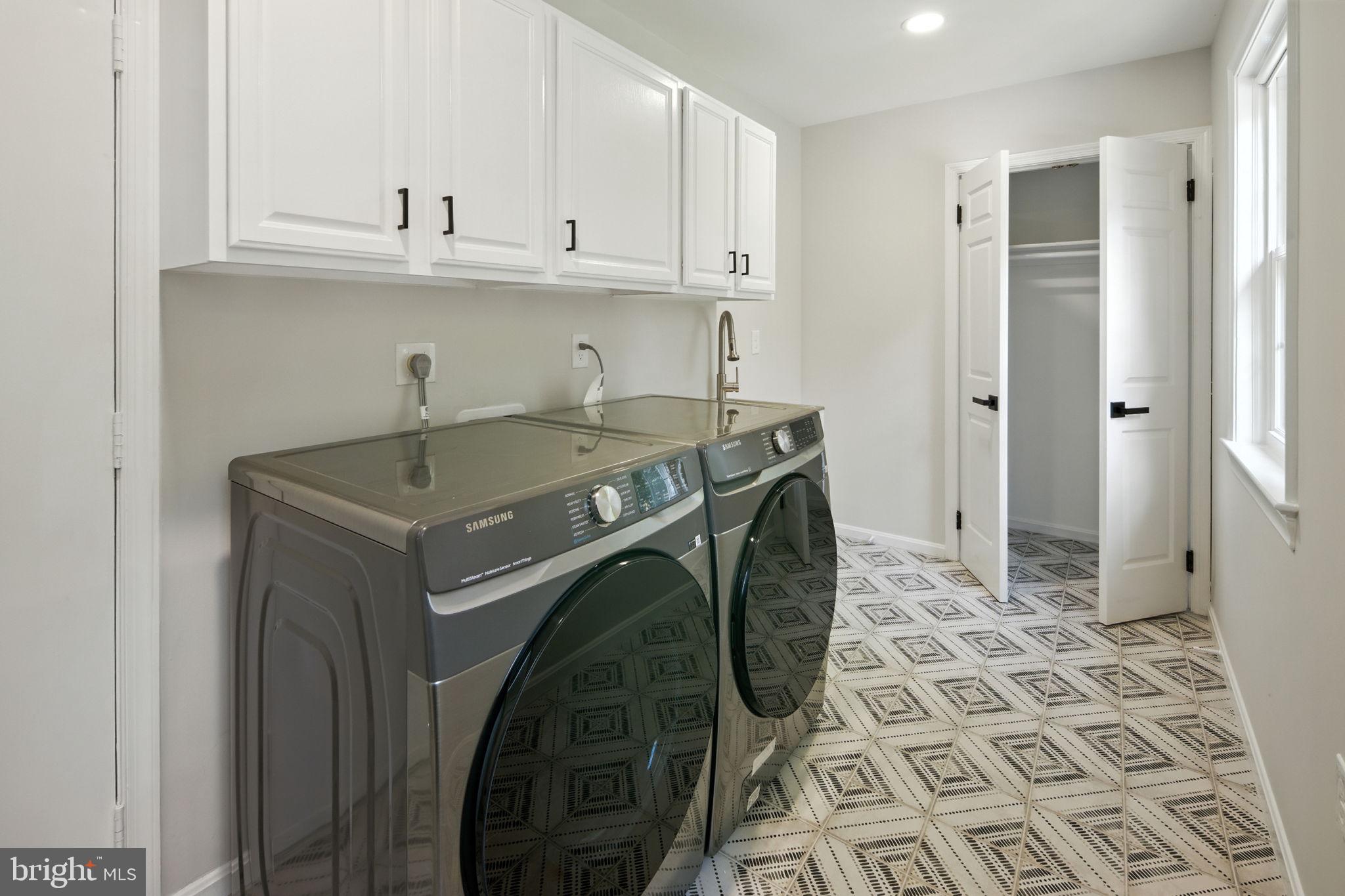 9509 LIBERTY TREE LANE