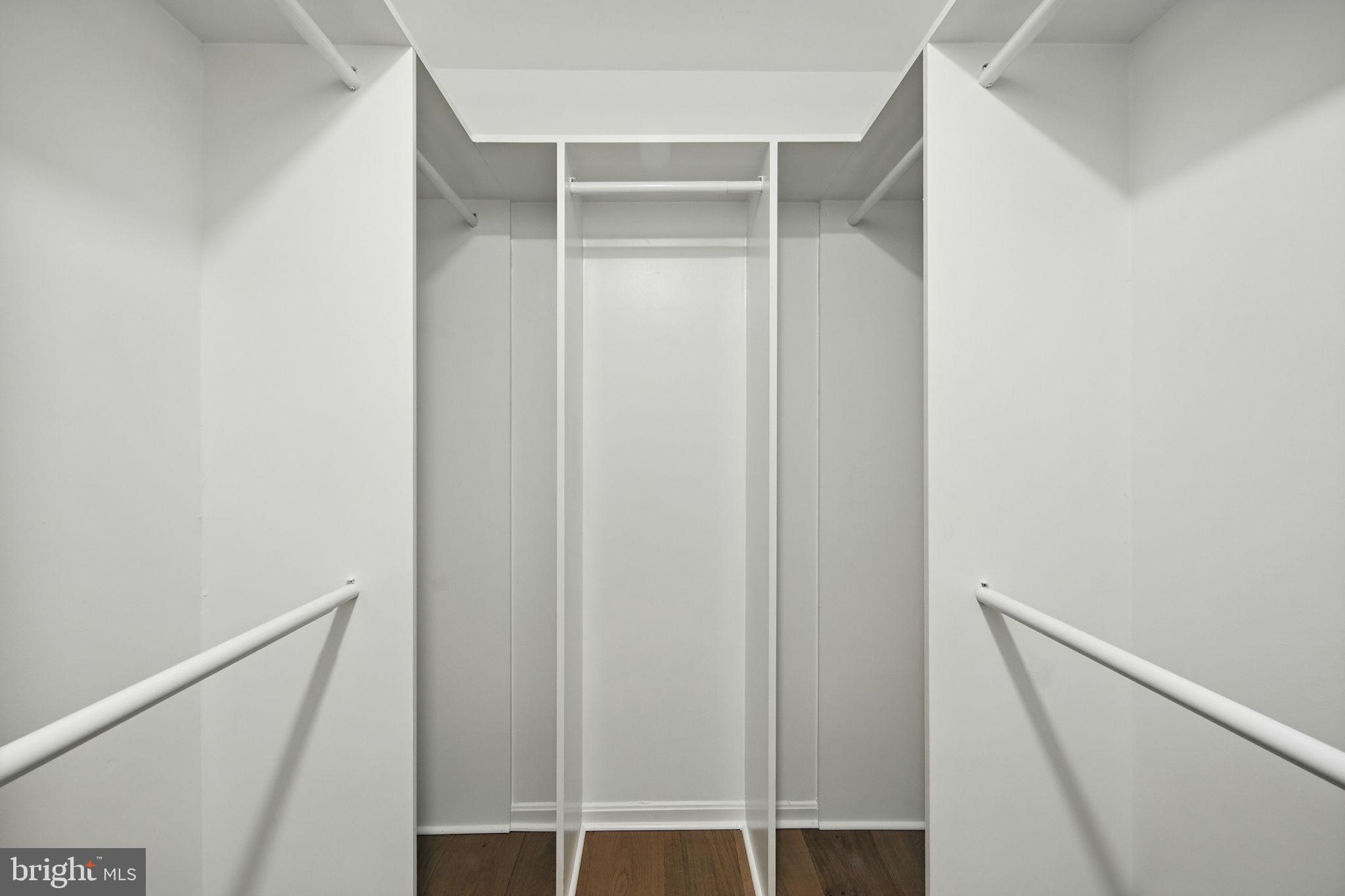 9509 LIBERTY TREE LANE