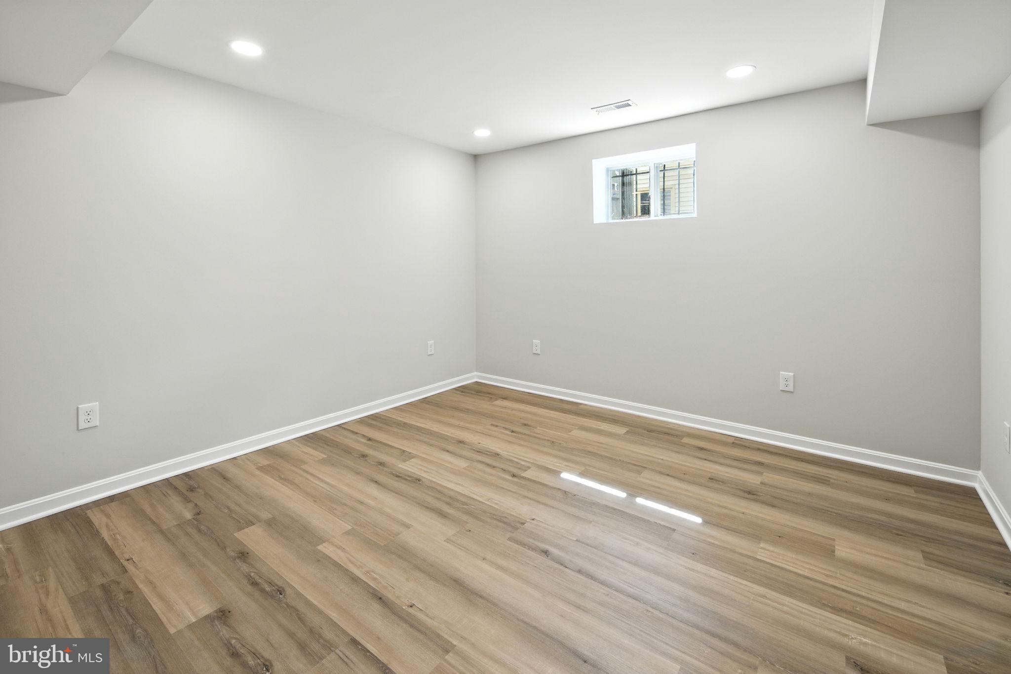 9509 LIBERTY TREE LANE