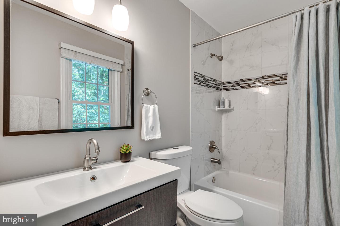 2091 Cobblestone Ln