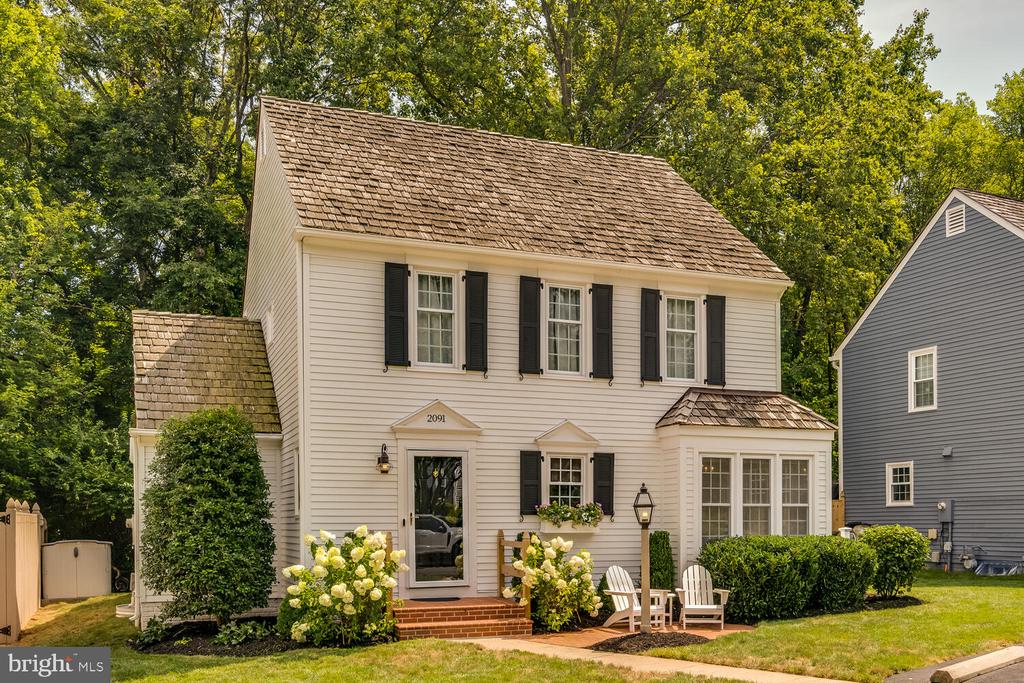 2091 Cobblestone Ln