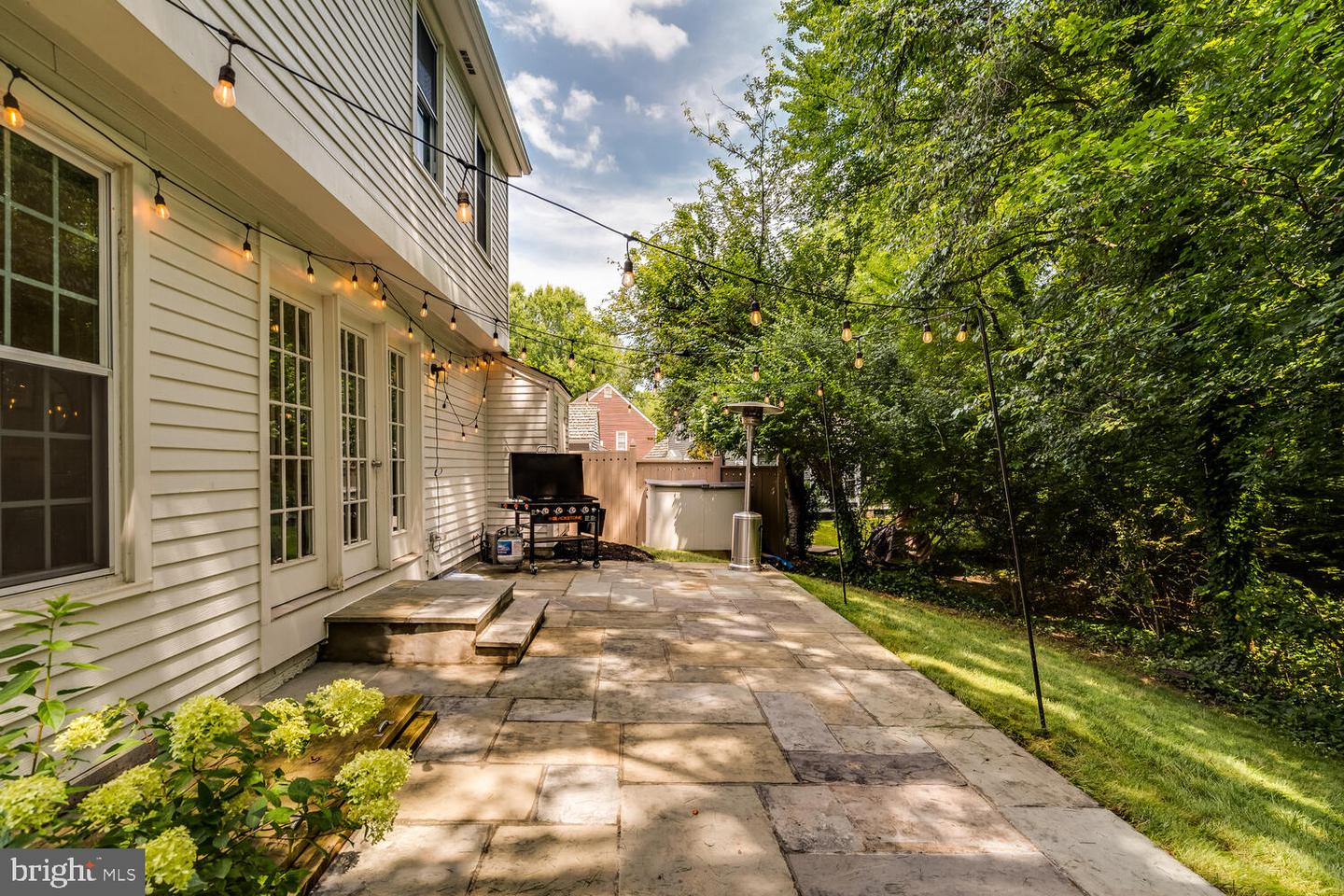 2091 Cobblestone Ln