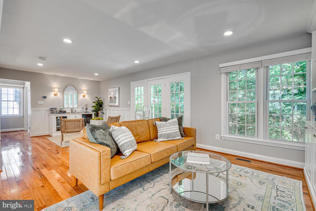 2091 Cobblestone Ln