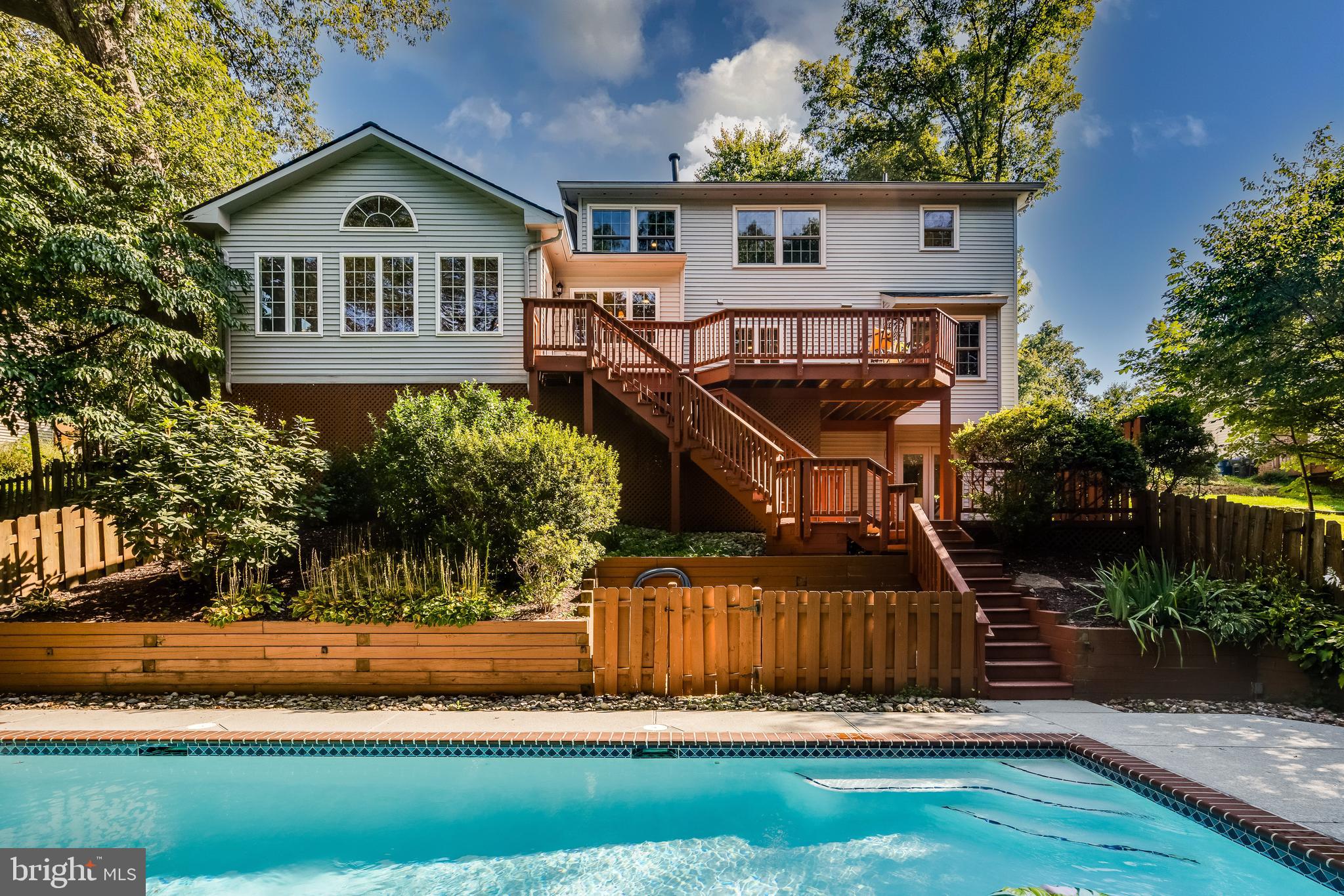 1374 CARPERS FARM WAY