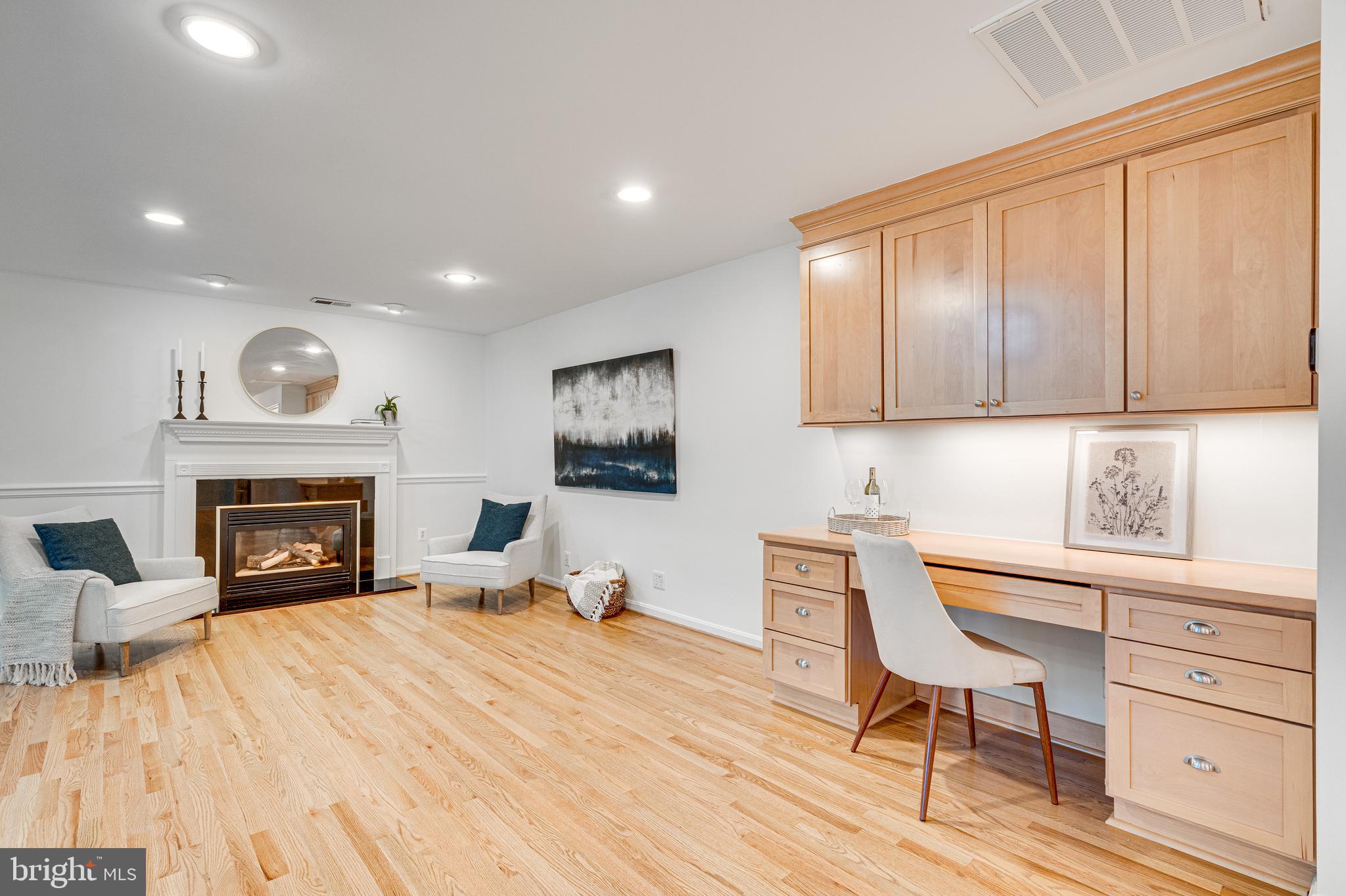 1374 CARPERS FARM WAY