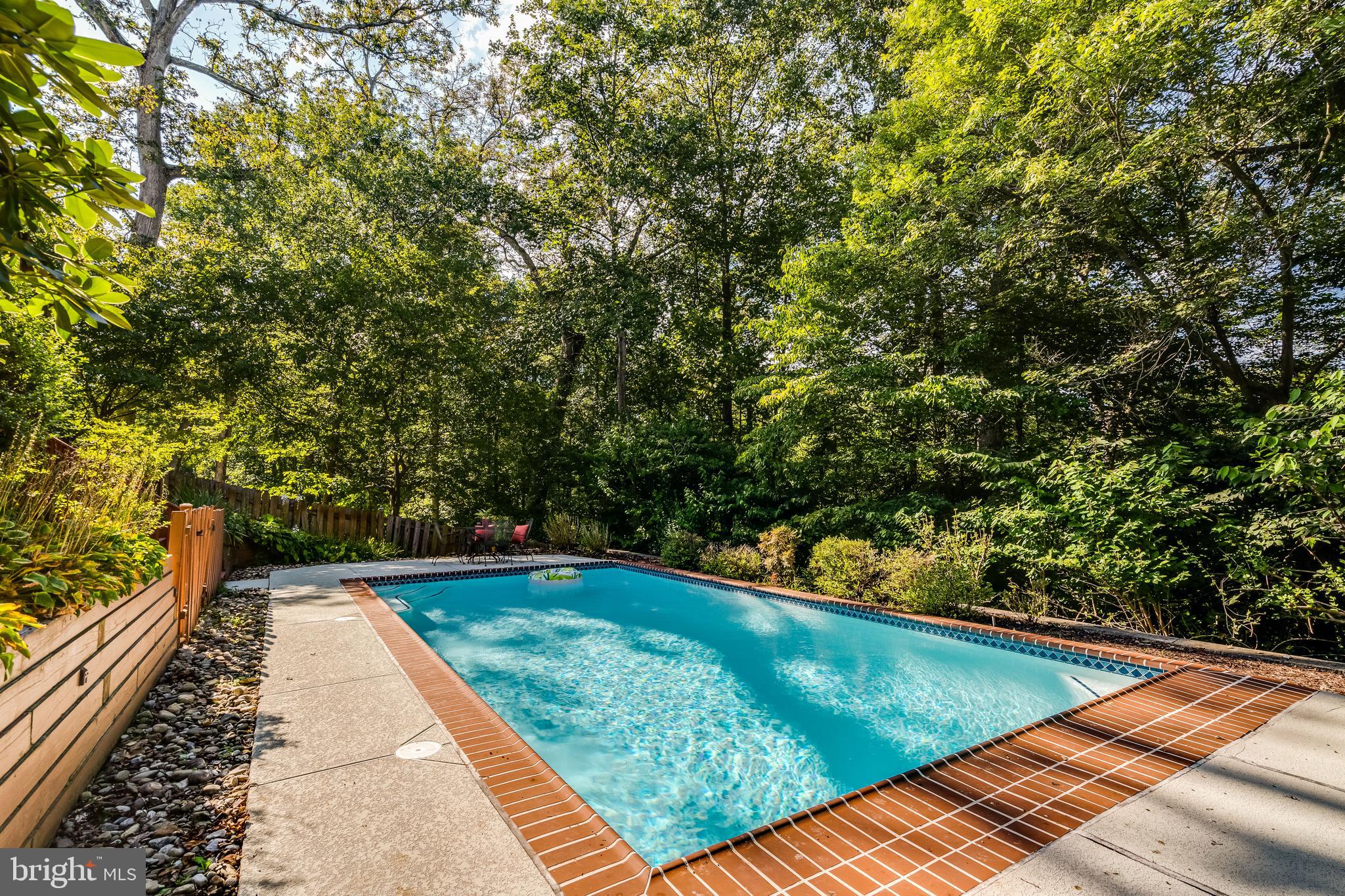 1374 CARPERS FARM WAY