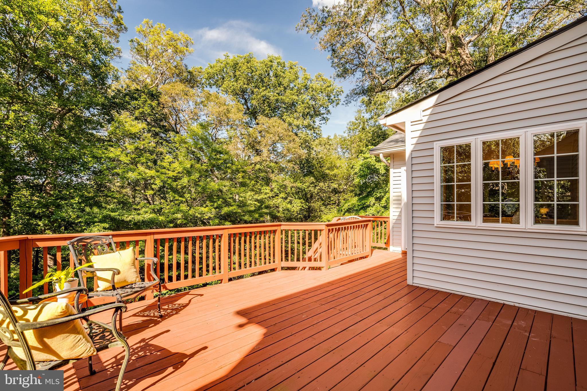 1374 CARPERS FARM WAY