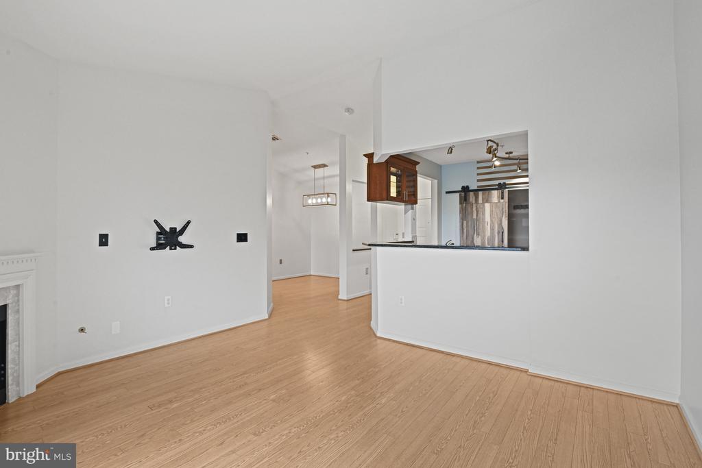 12915 ALTON SQUARE 416