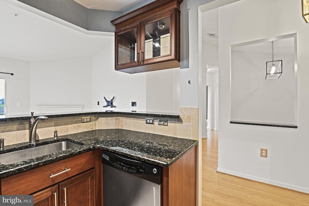 12915 ALTON SQUARE 416