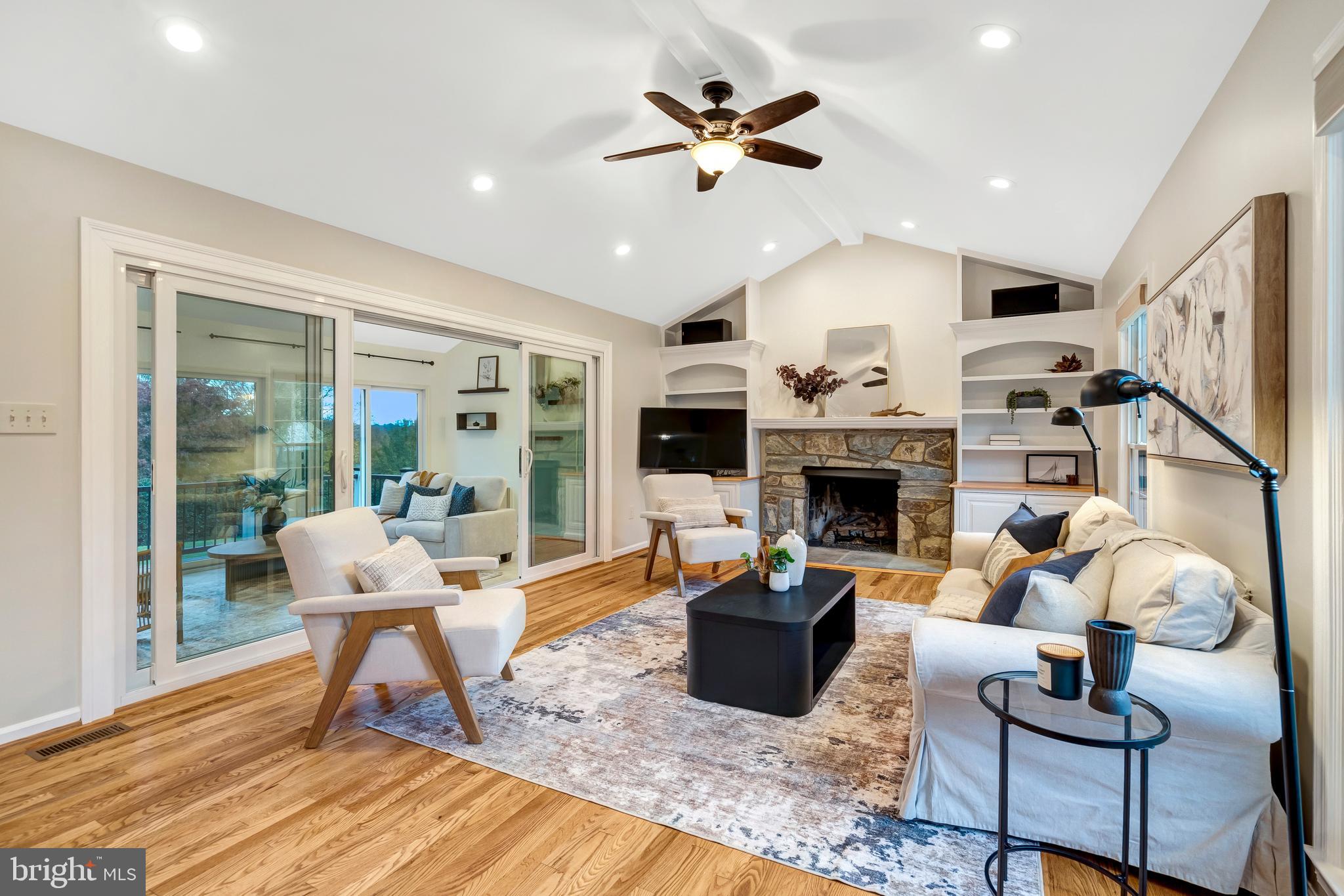 1332 CARPERS FARM WAY