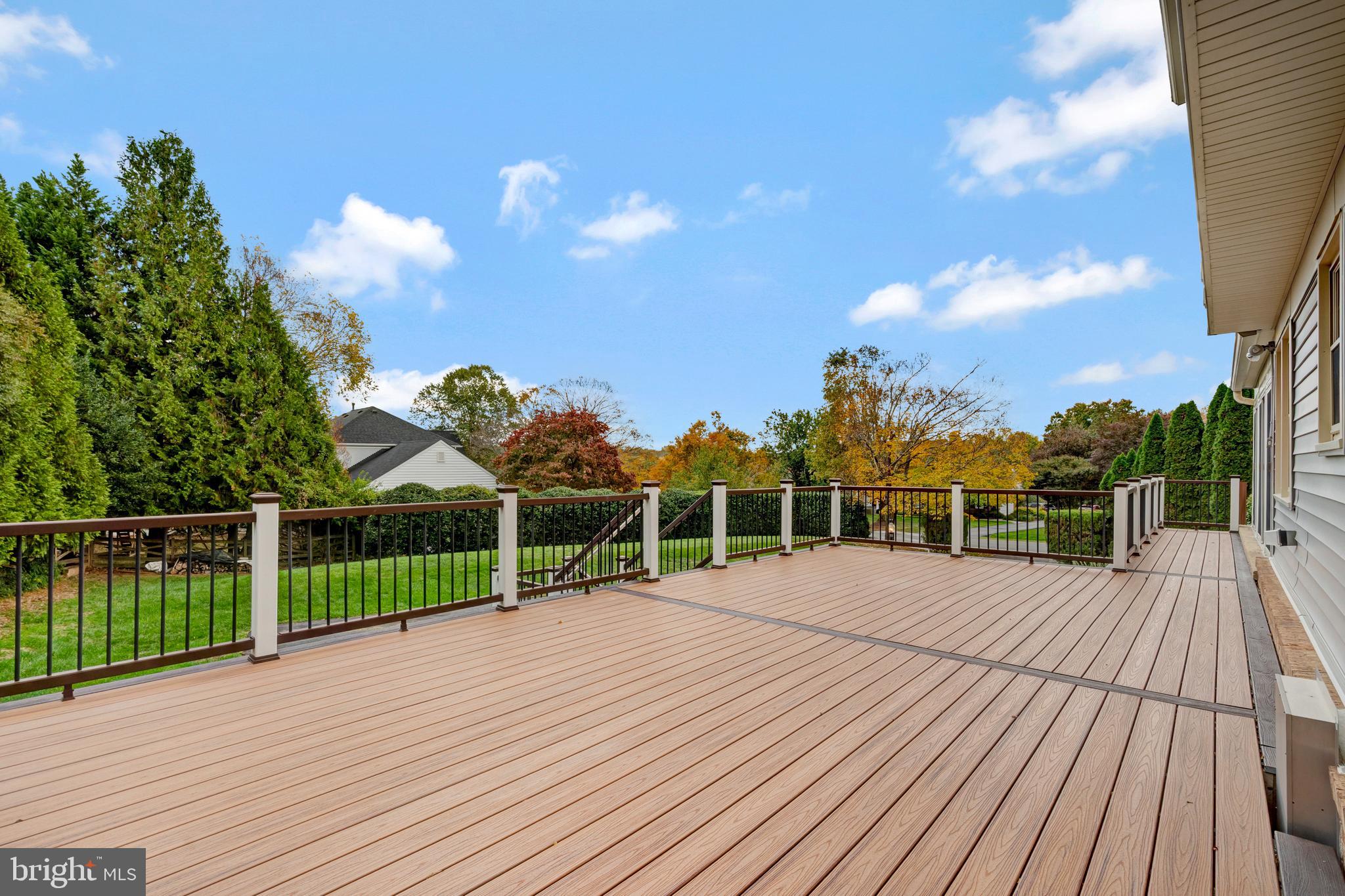 1332 CARPERS FARM WAY