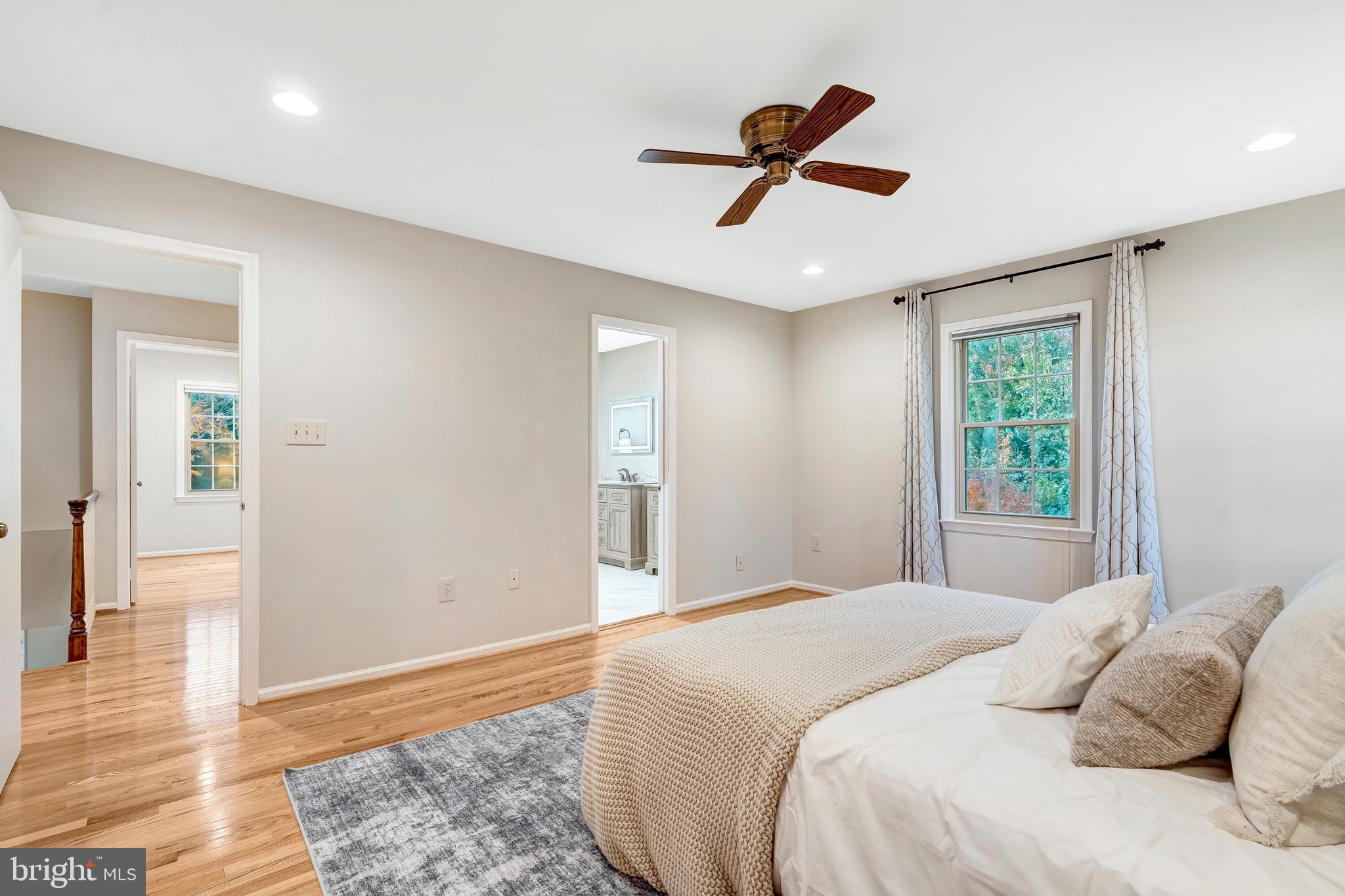 1332 CARPERS FARM WAY