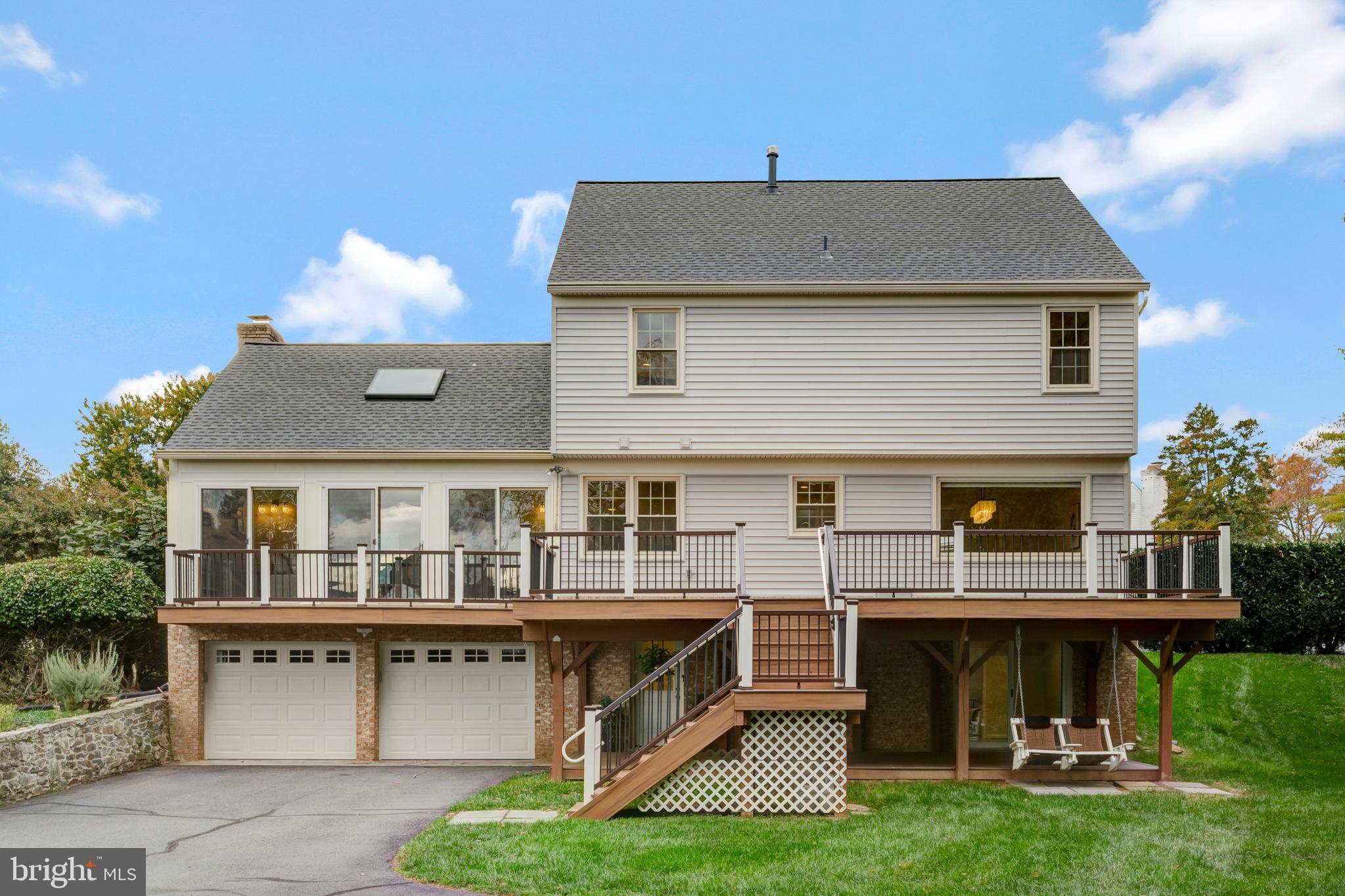 1332 CARPERS FARM WAY