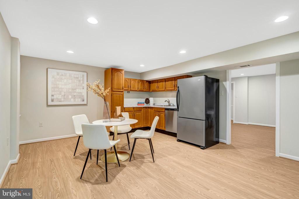 1332 CARPERS FARM WAY