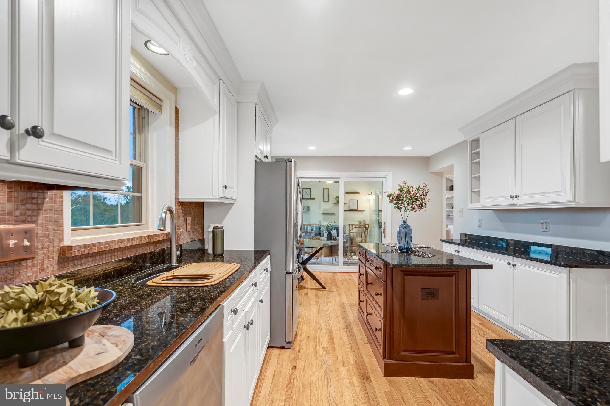 1332 CARPERS FARM WAY