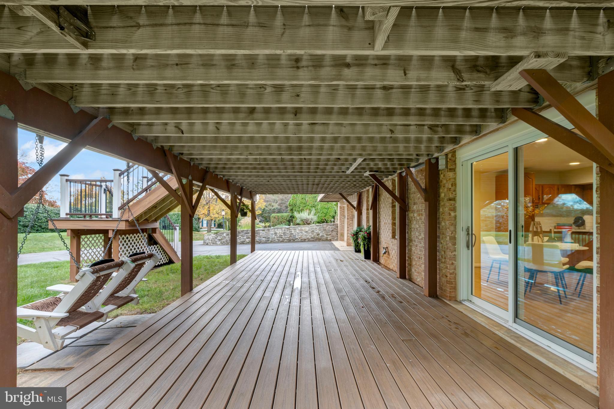 1332 CARPERS FARM WAY