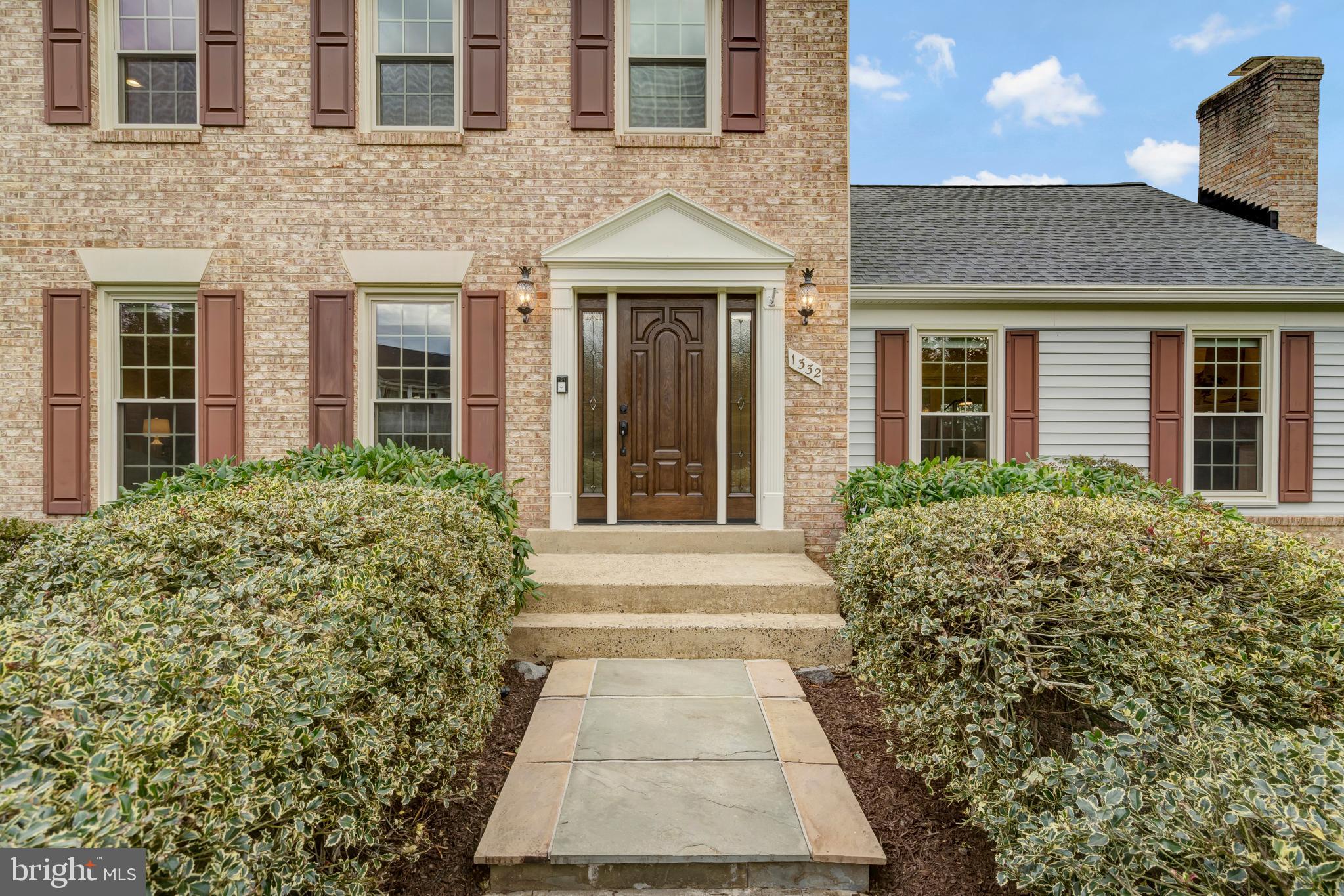 1332 CARPERS FARM WAY