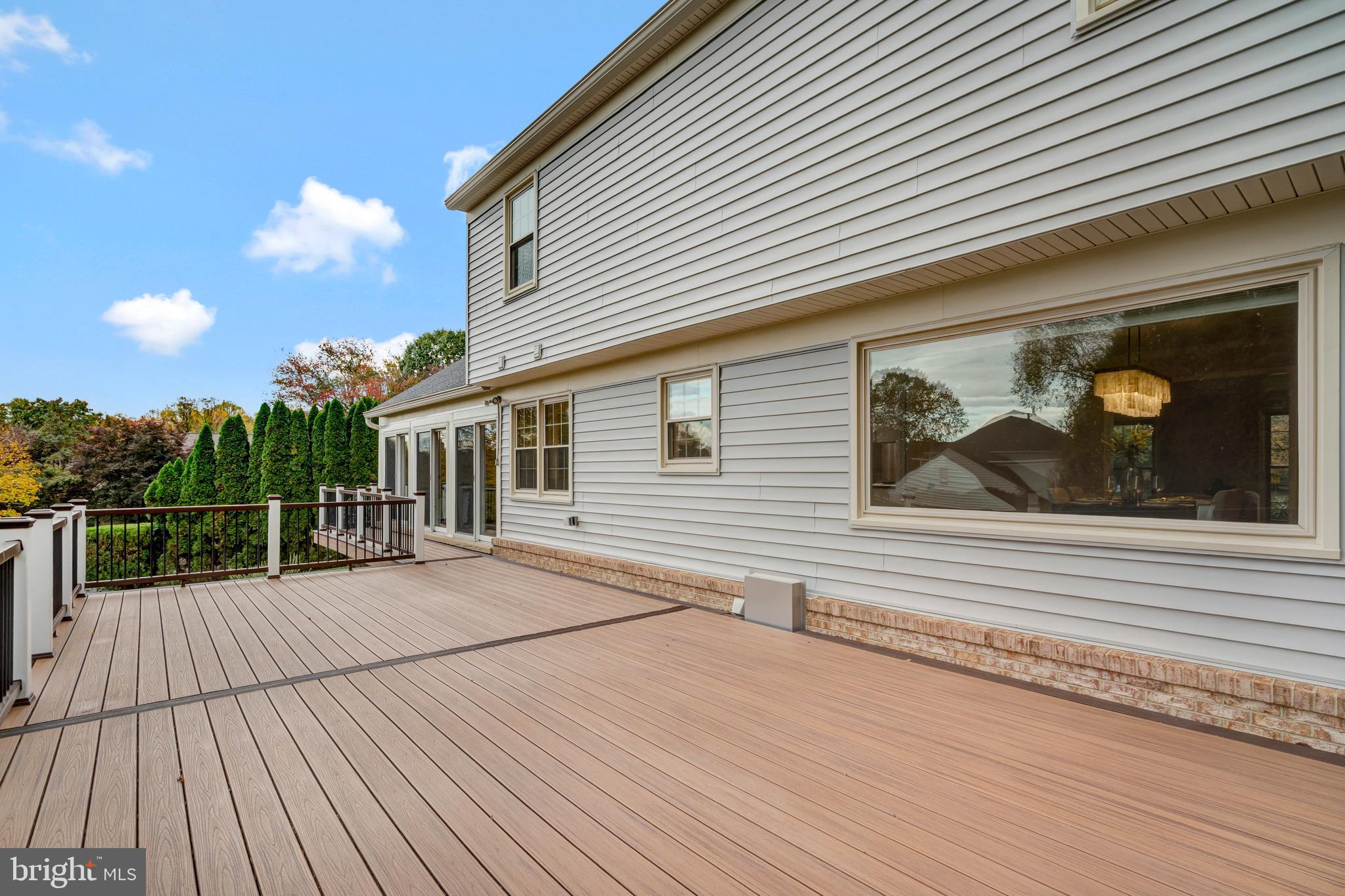 1332 CARPERS FARM WAY