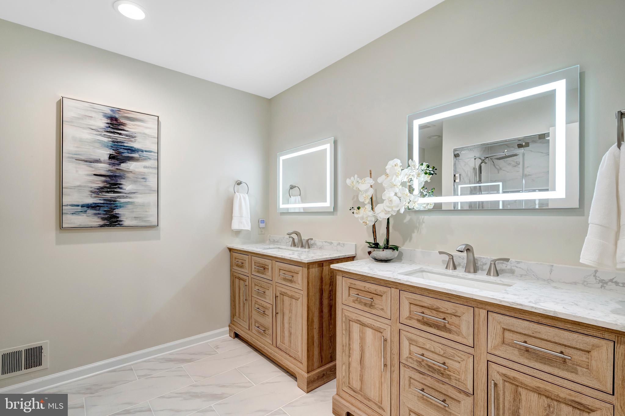 1332 CARPERS FARM WAY