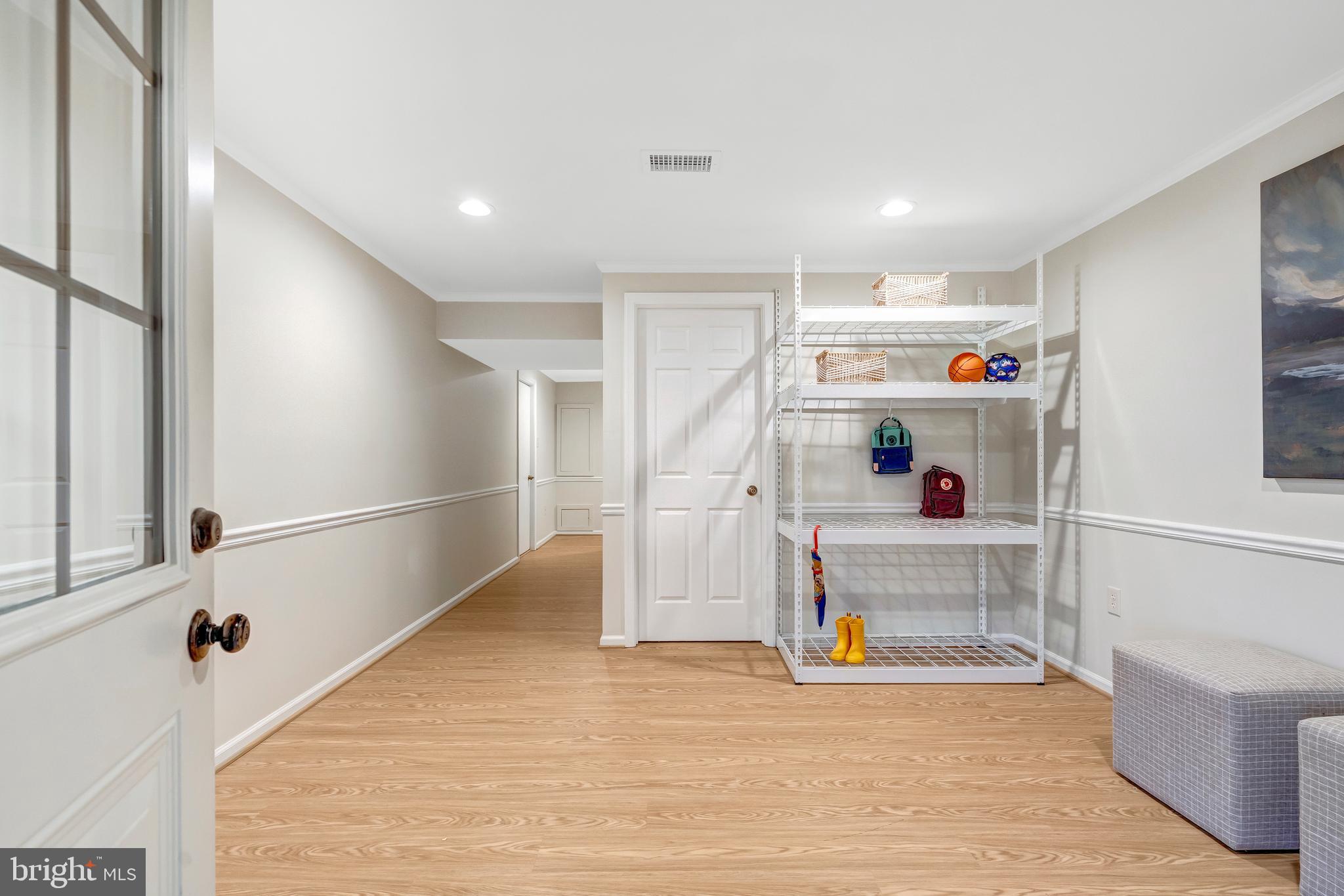 1332 CARPERS FARM WAY