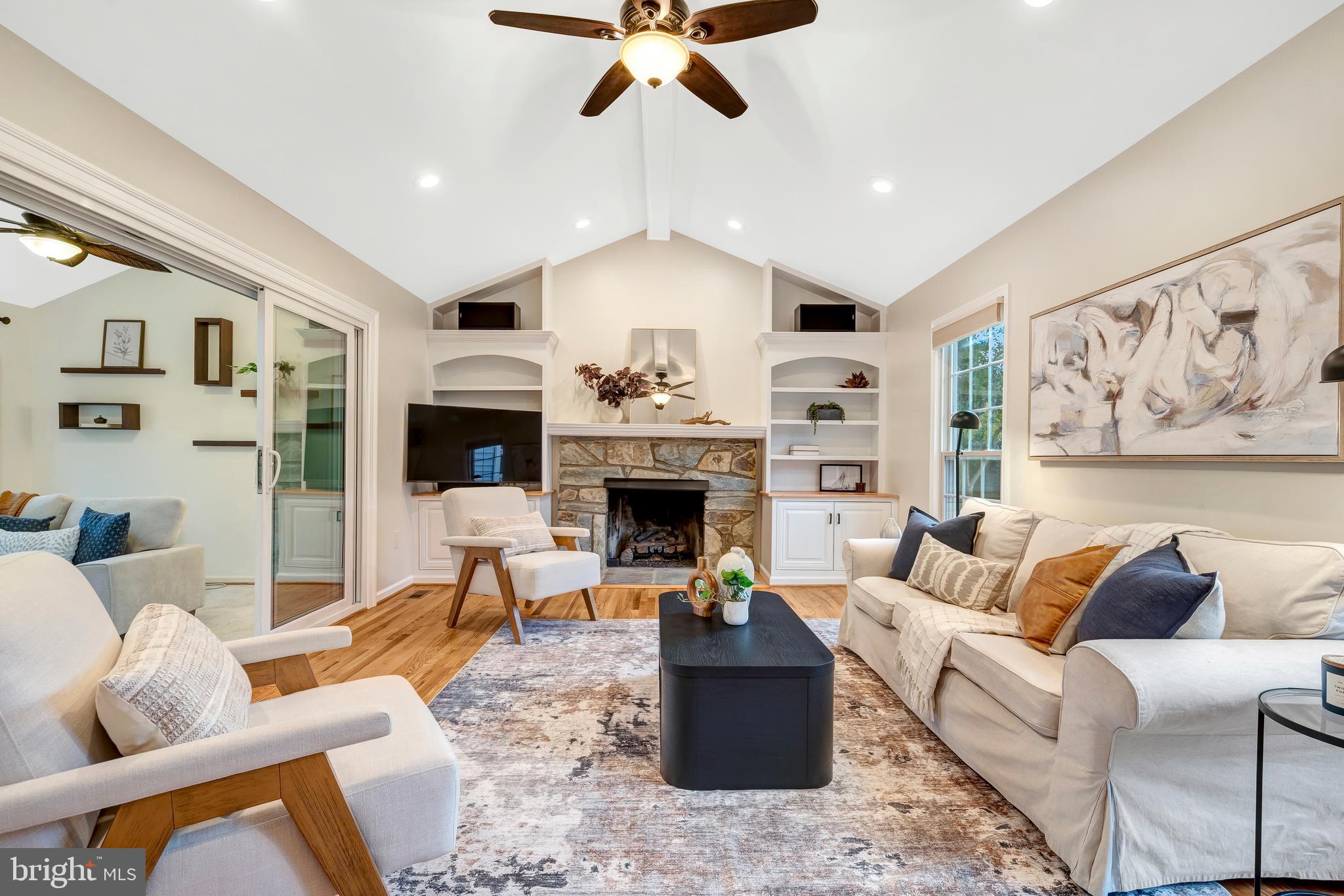 1332 CARPERS FARM WAY