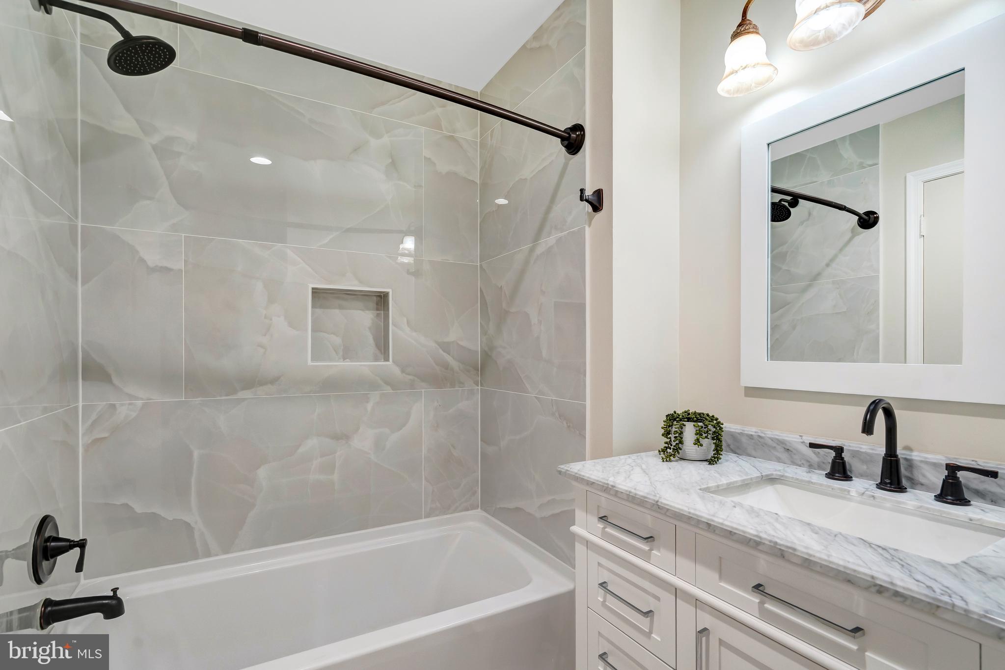 1332 CARPERS FARM WAY