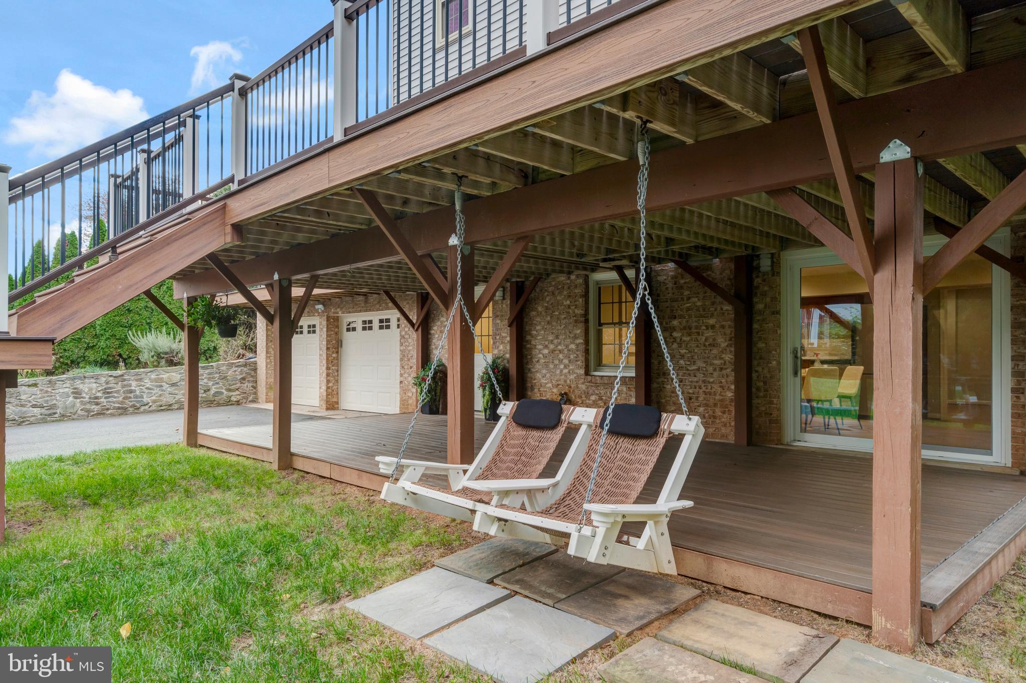 1332 CARPERS FARM WAY