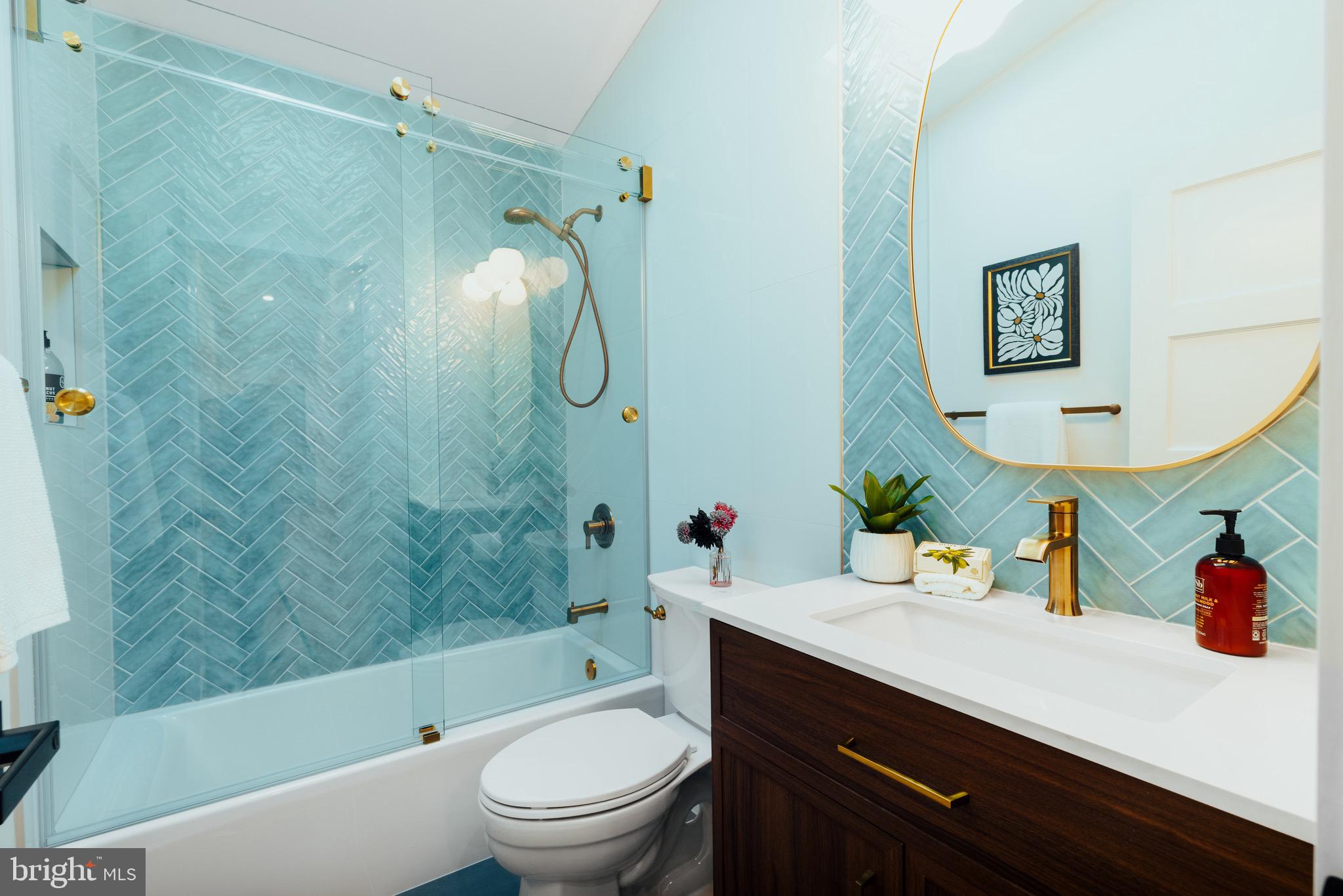 108 INTERPROMONTORY ROAD