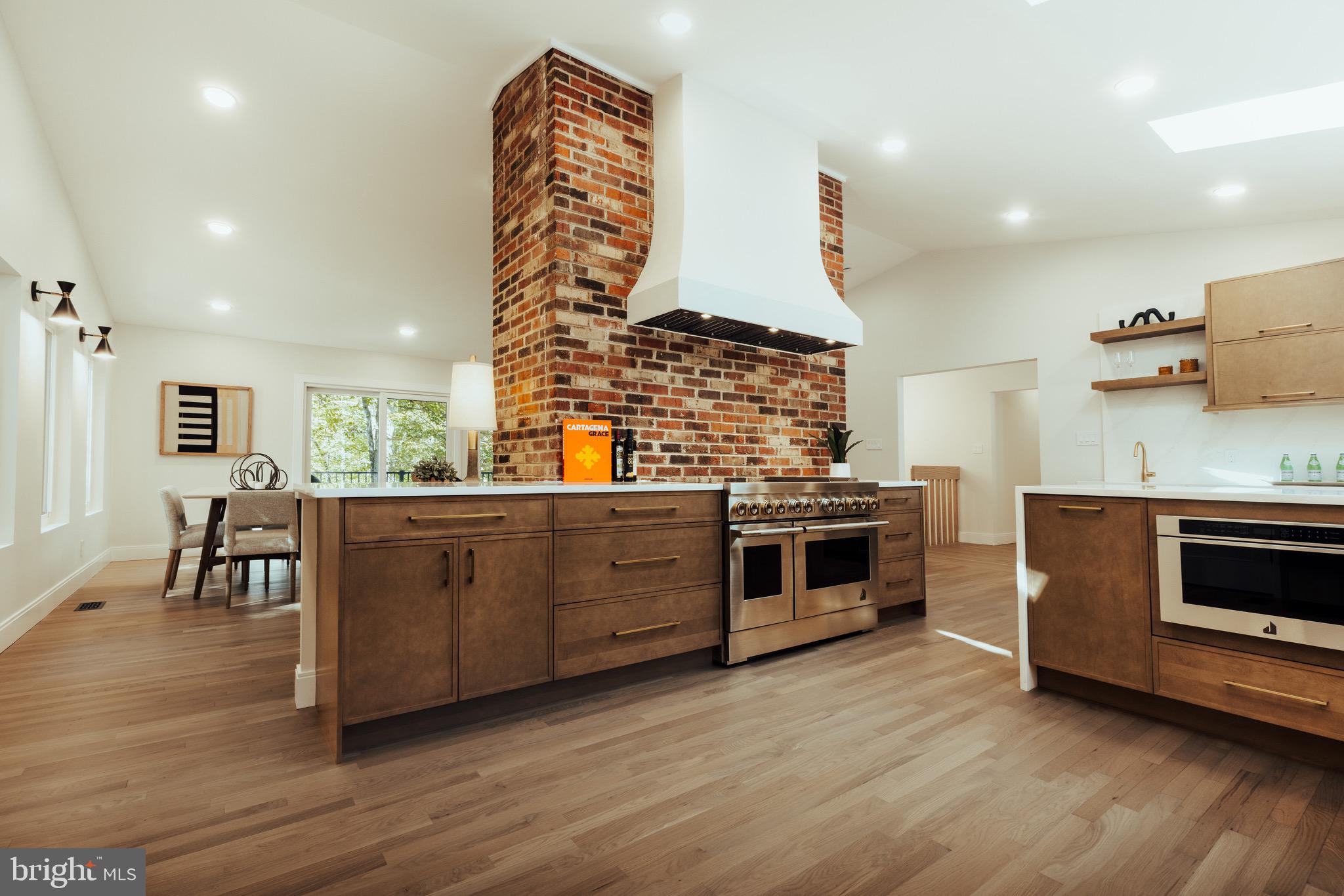 108 INTERPROMONTORY ROAD